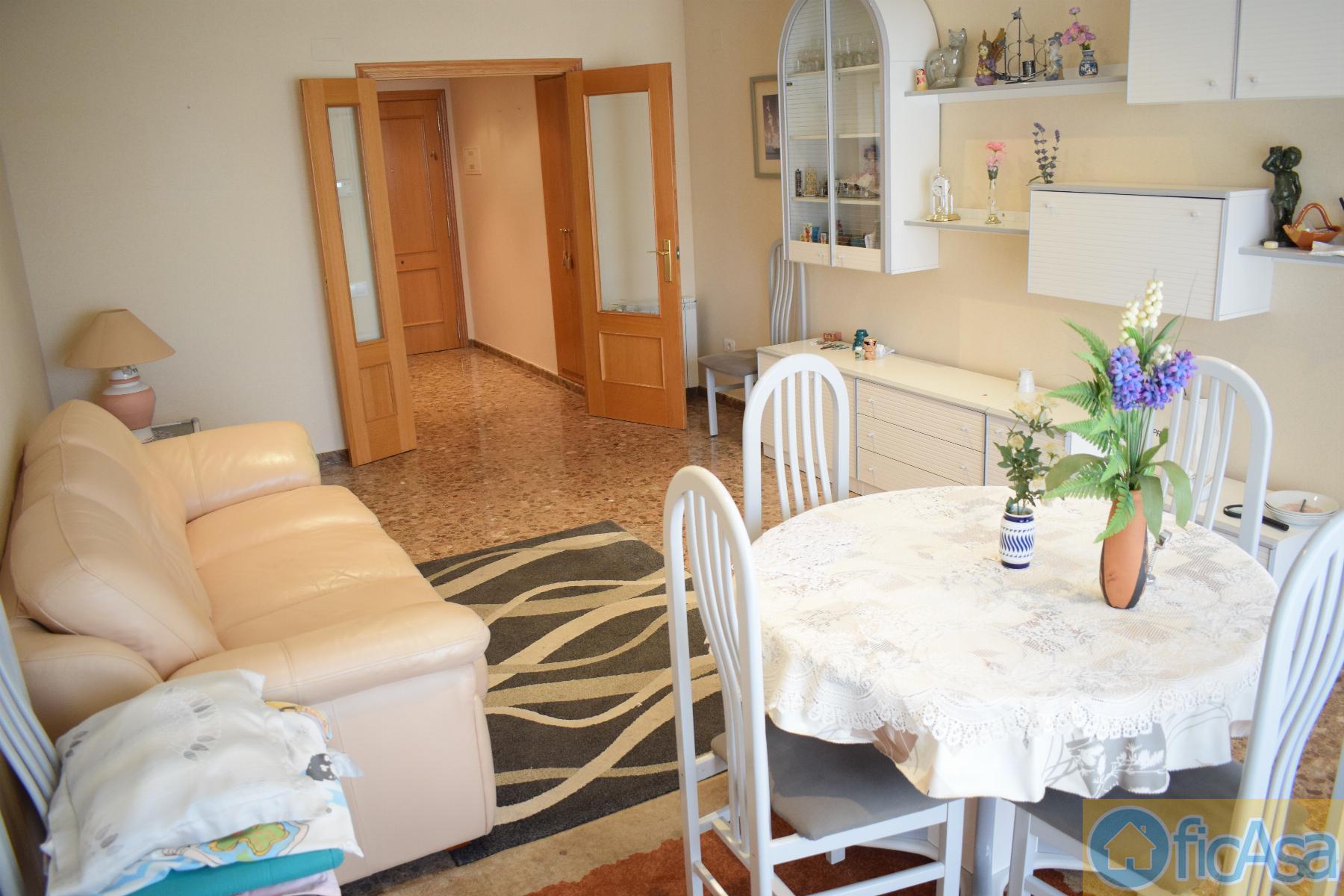 For sale of flat in Castellón