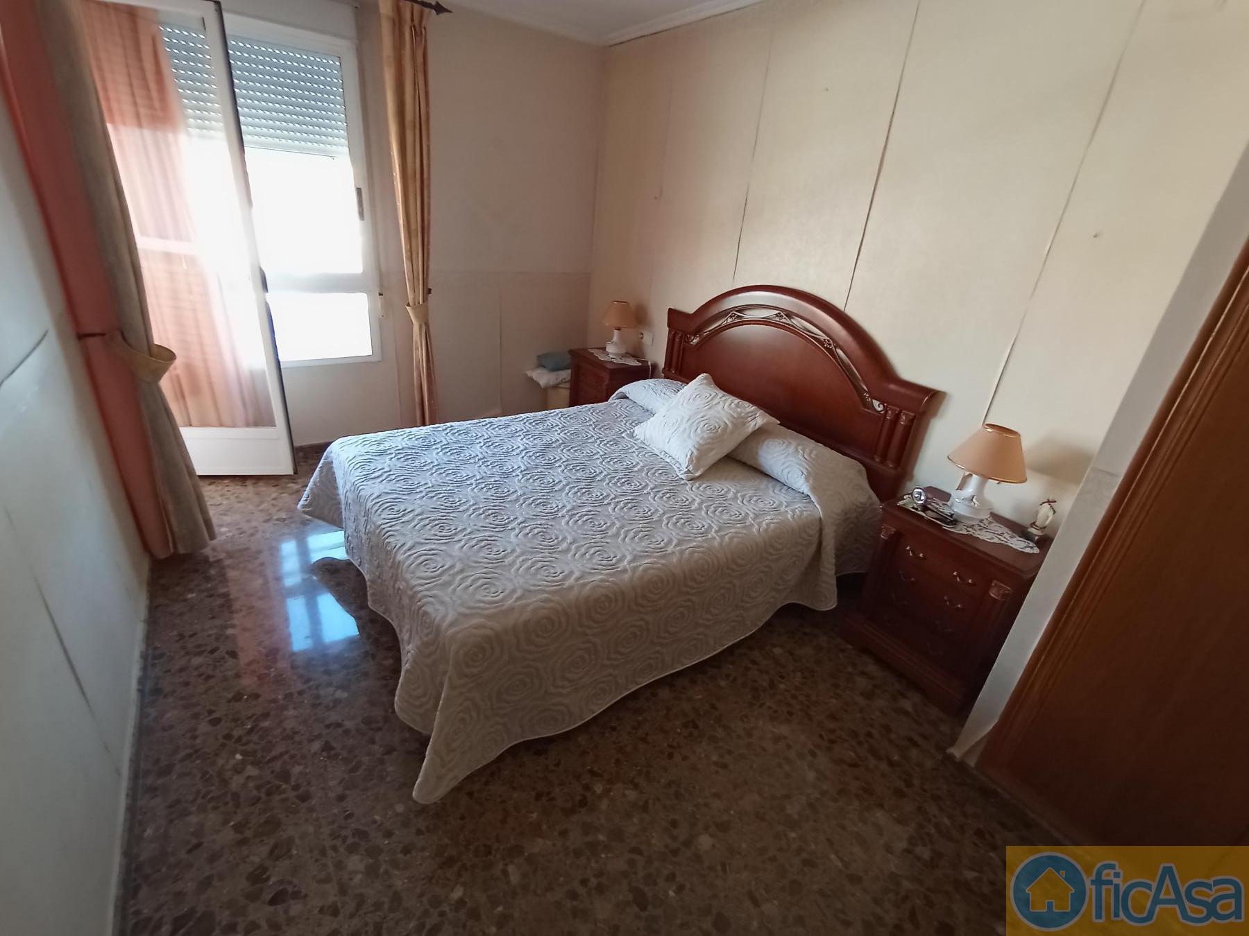 For sale of flat in Castellón