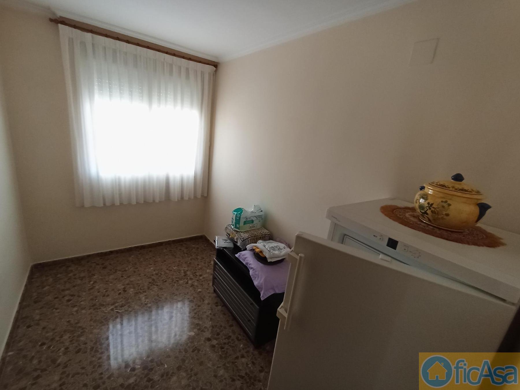 For sale of flat in Castellón