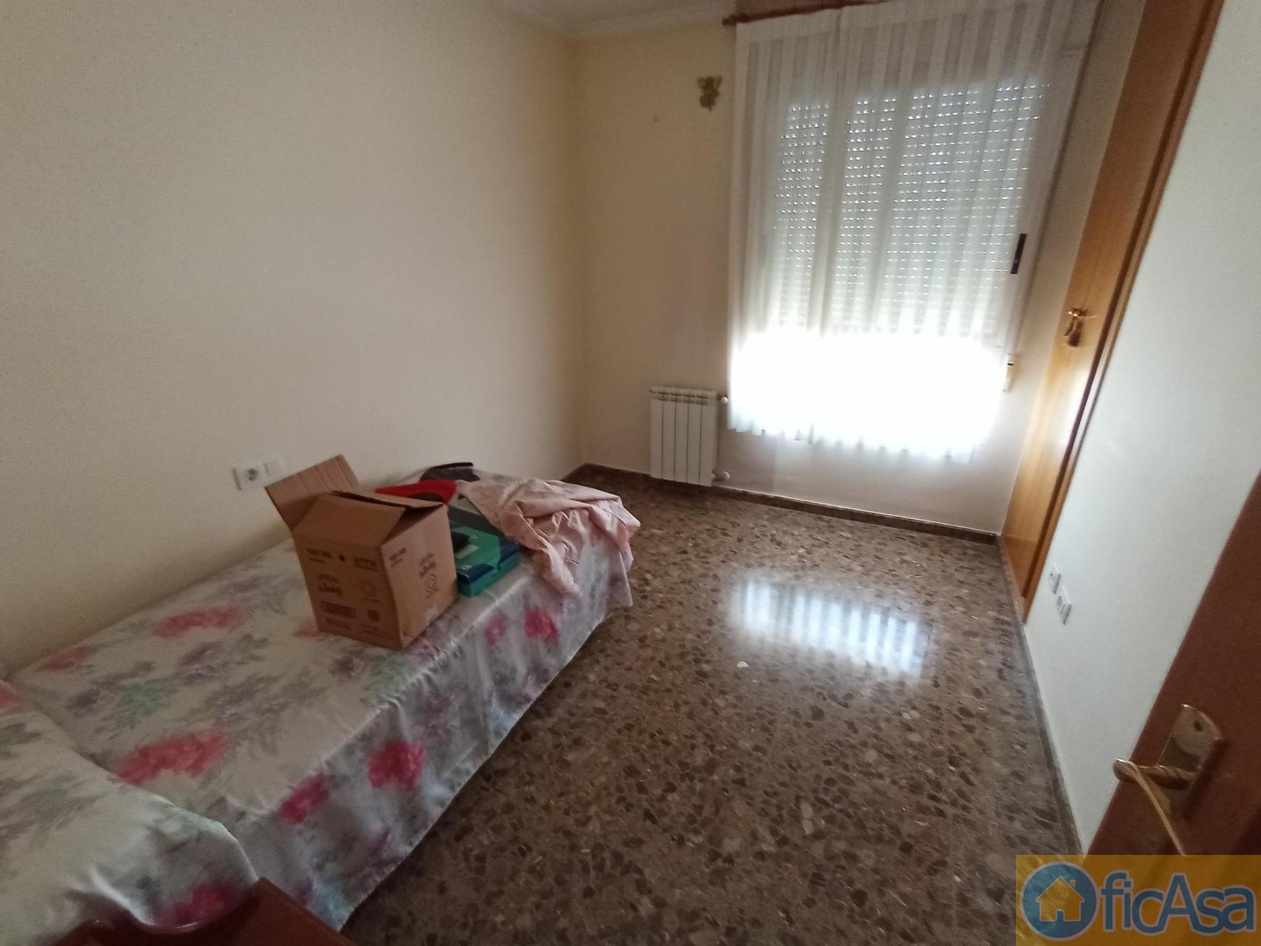 For sale of flat in Castellón