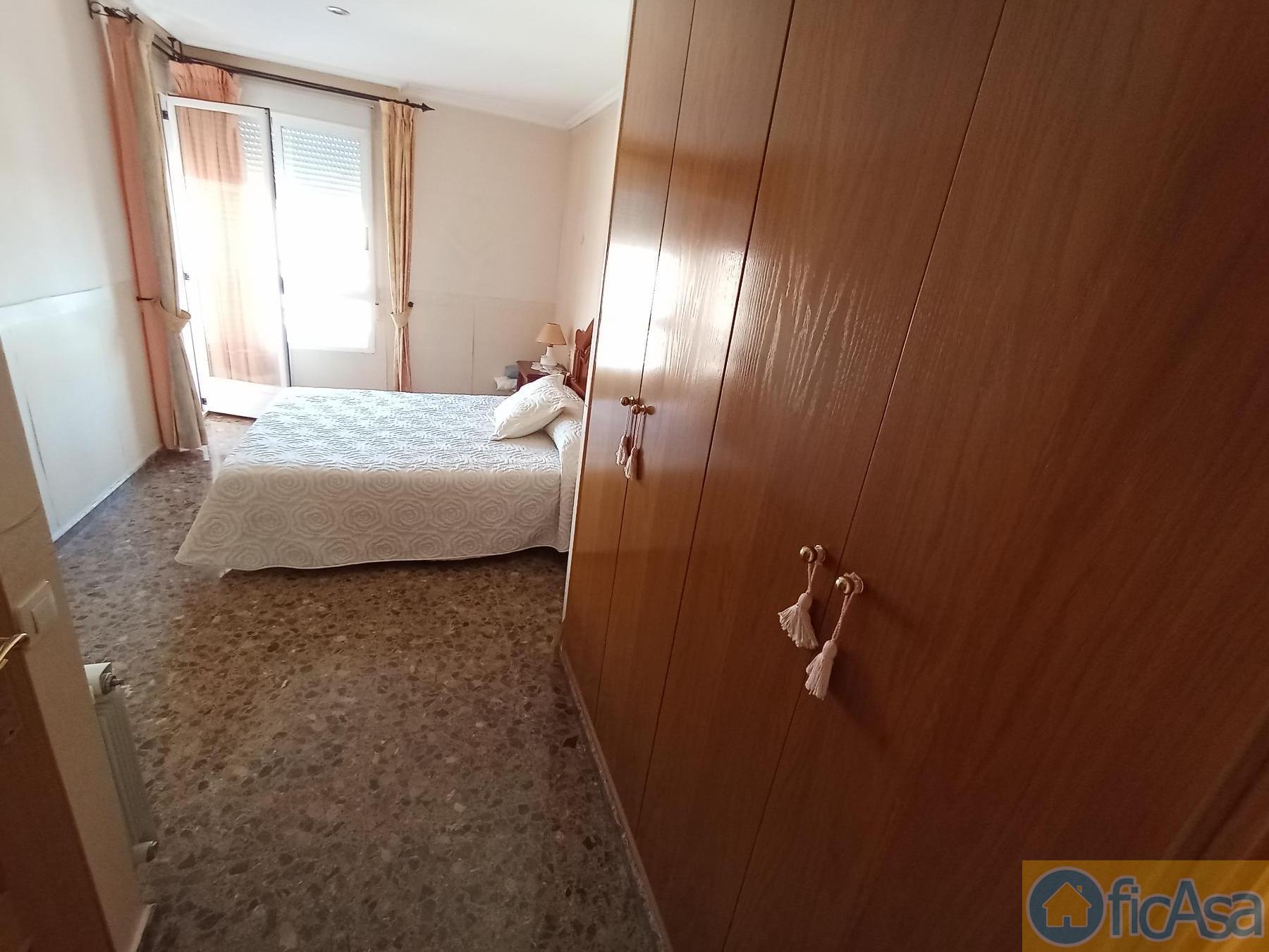 For sale of flat in Castellón