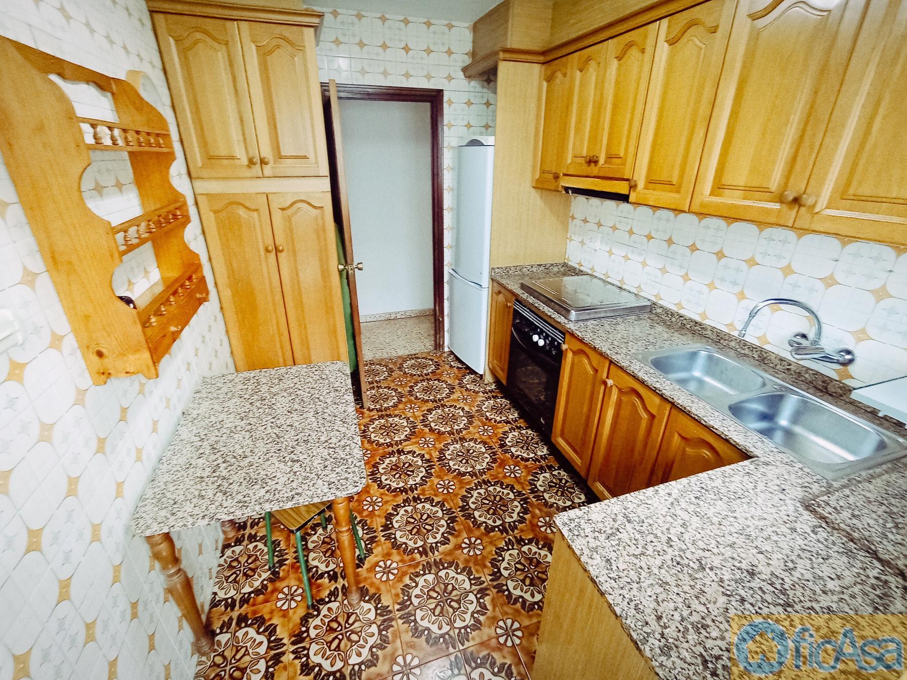 For sale of flat in Castellón