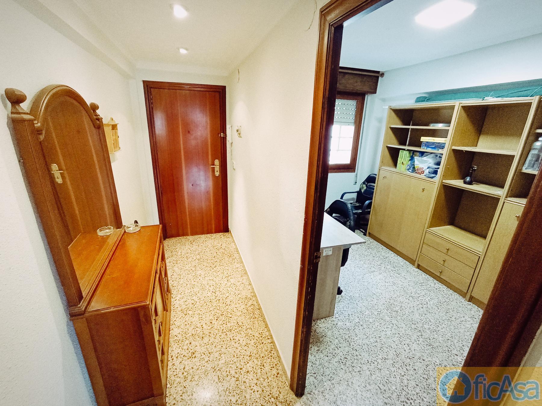 For sale of flat in Castellón
