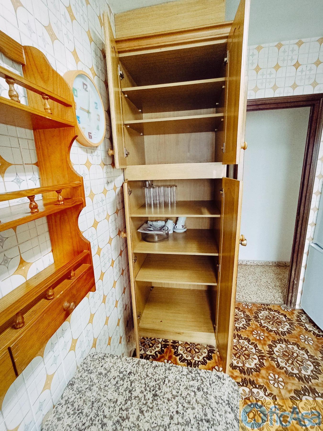 For sale of flat in Castellón