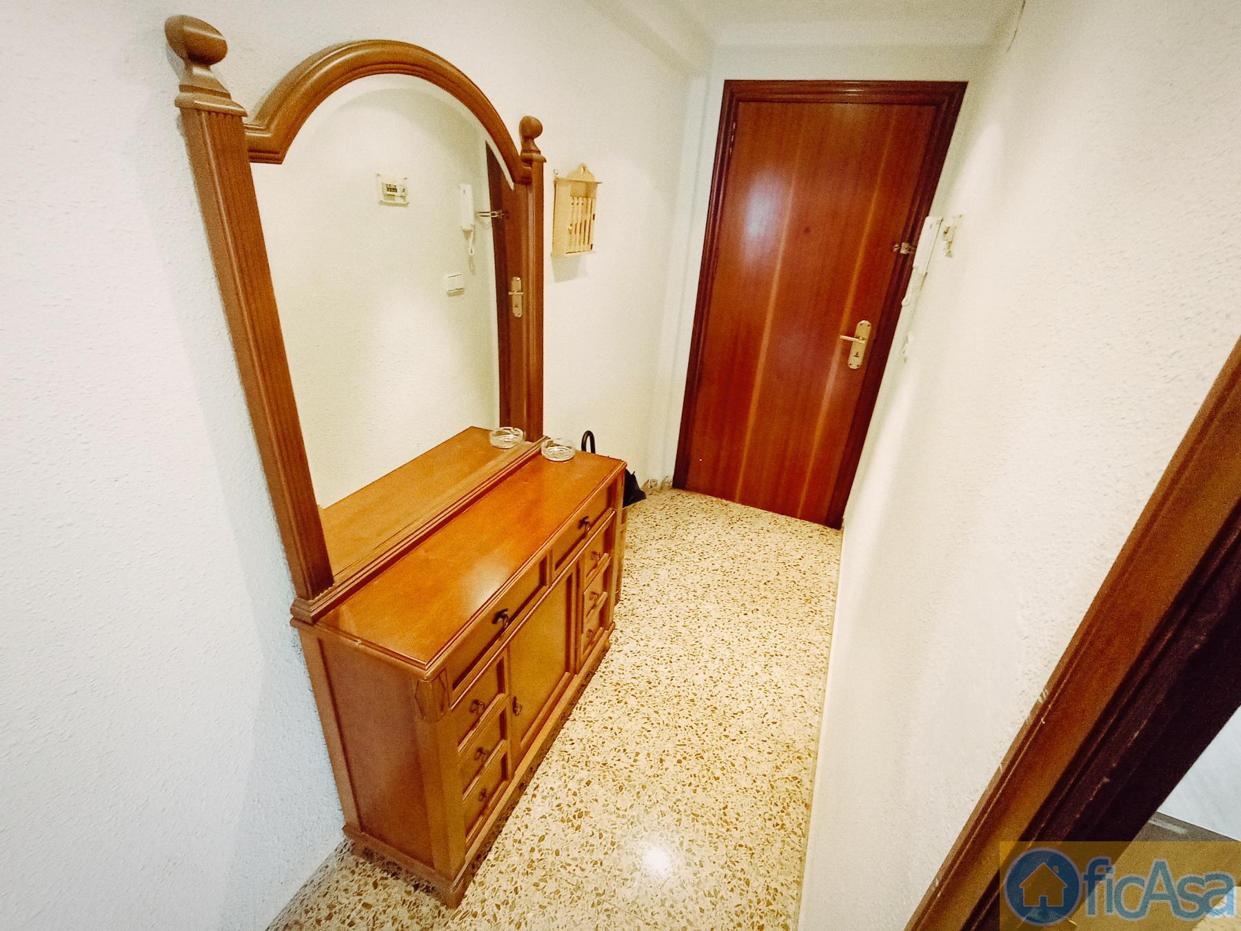 For sale of flat in Castellón