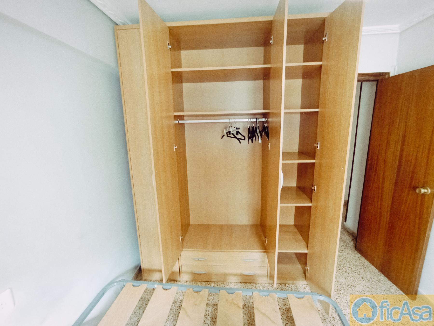For sale of flat in Castellón