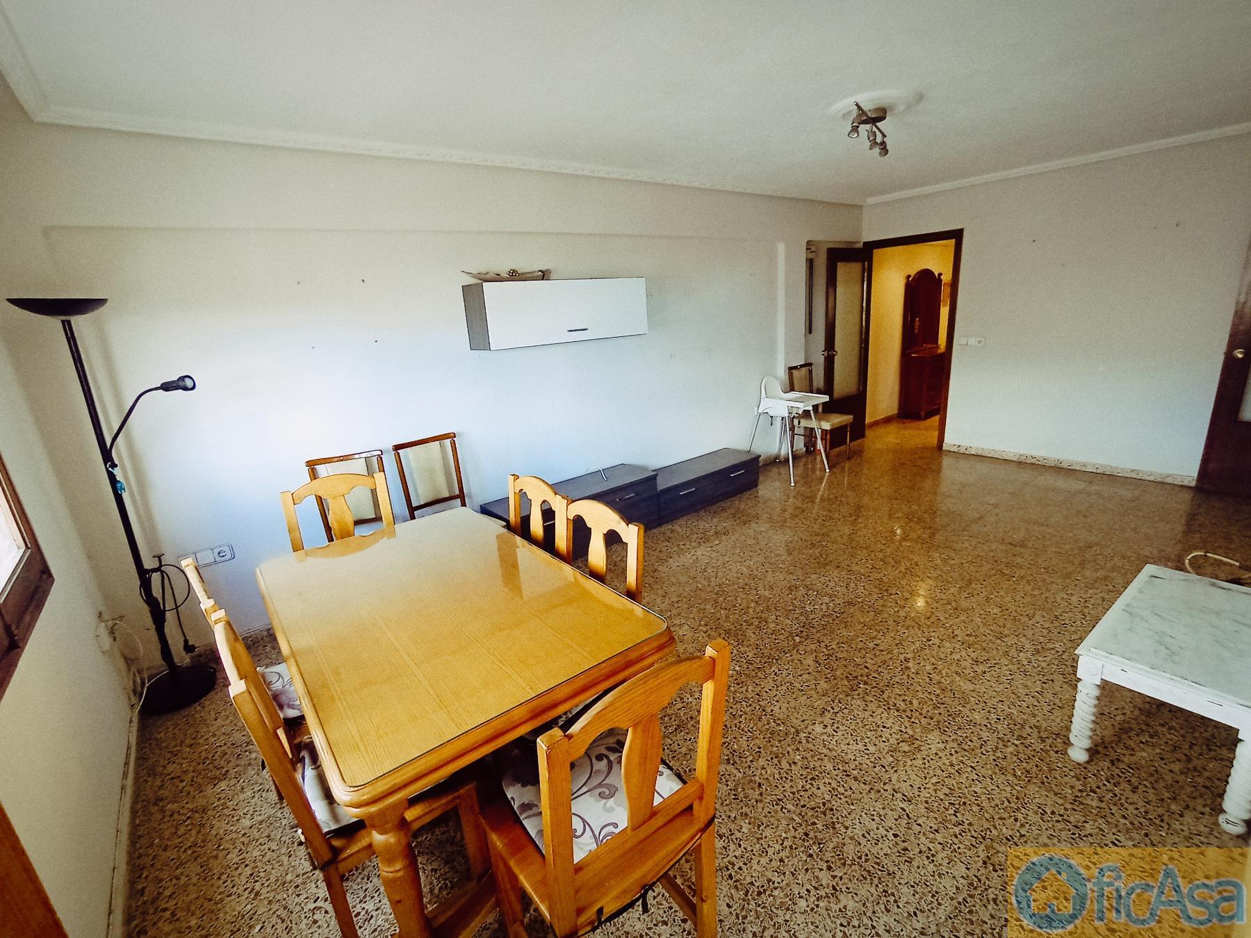 For sale of flat in Castellón