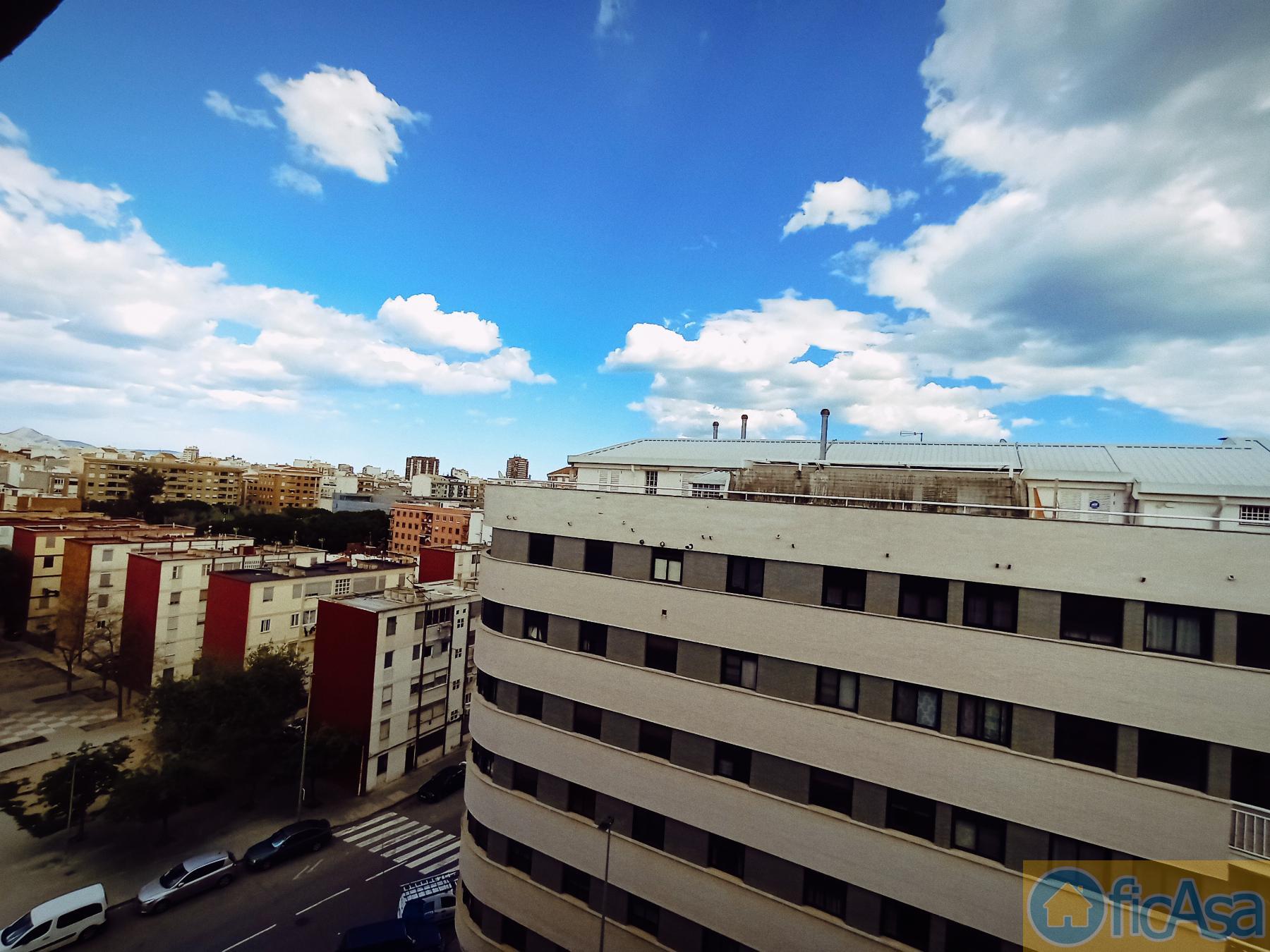 For sale of flat in Castellón