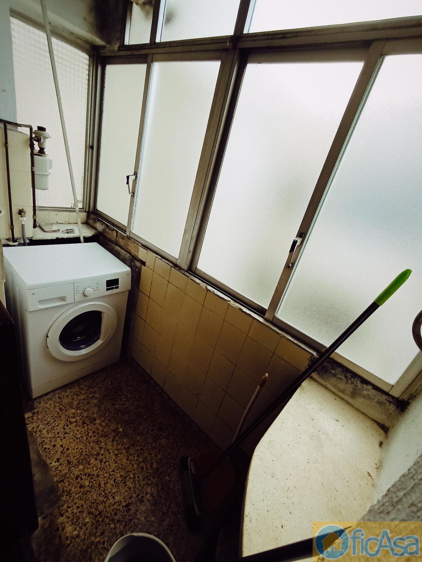 For sale of flat in Castellón
