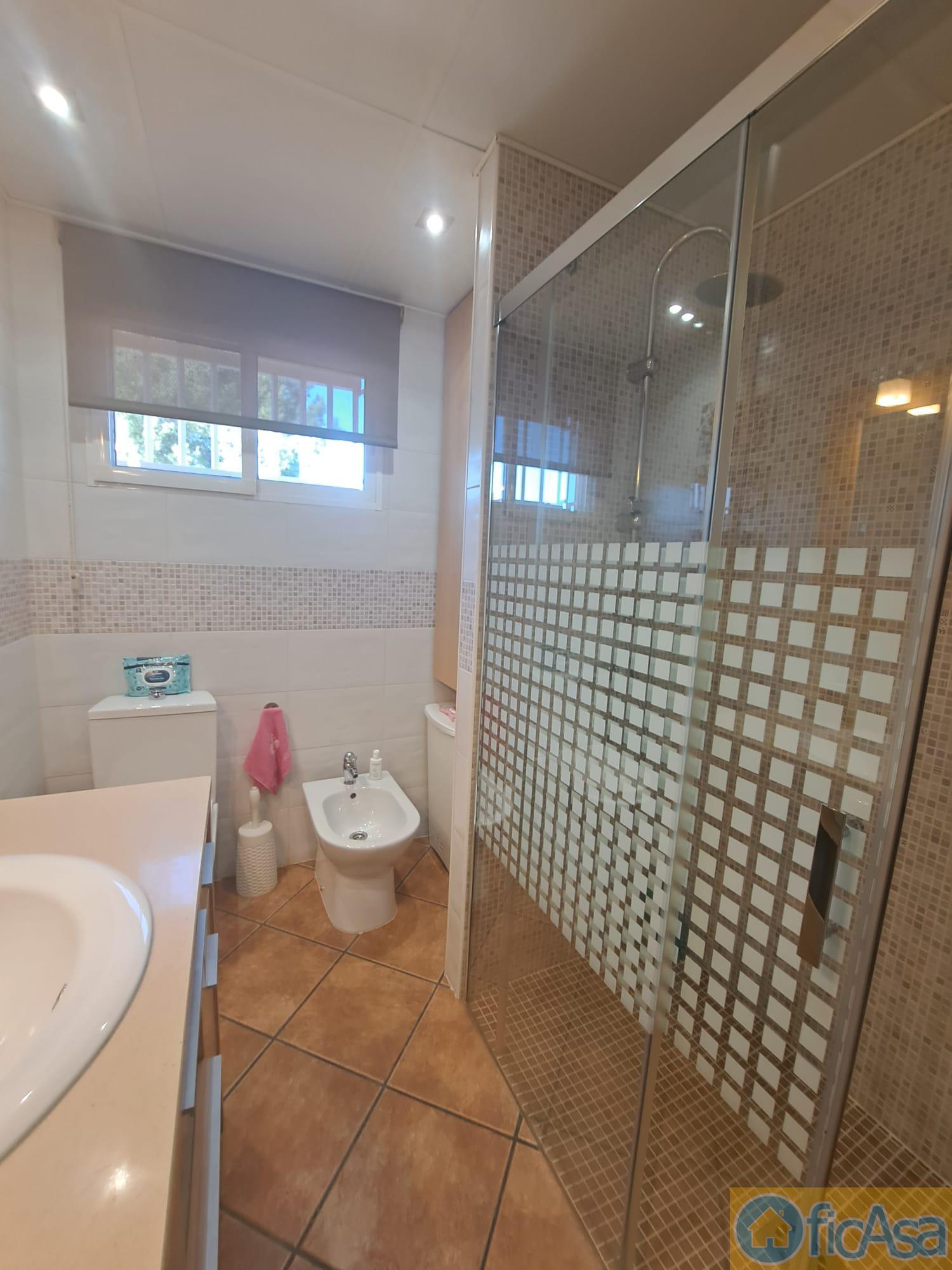 Venta de casa en Onda