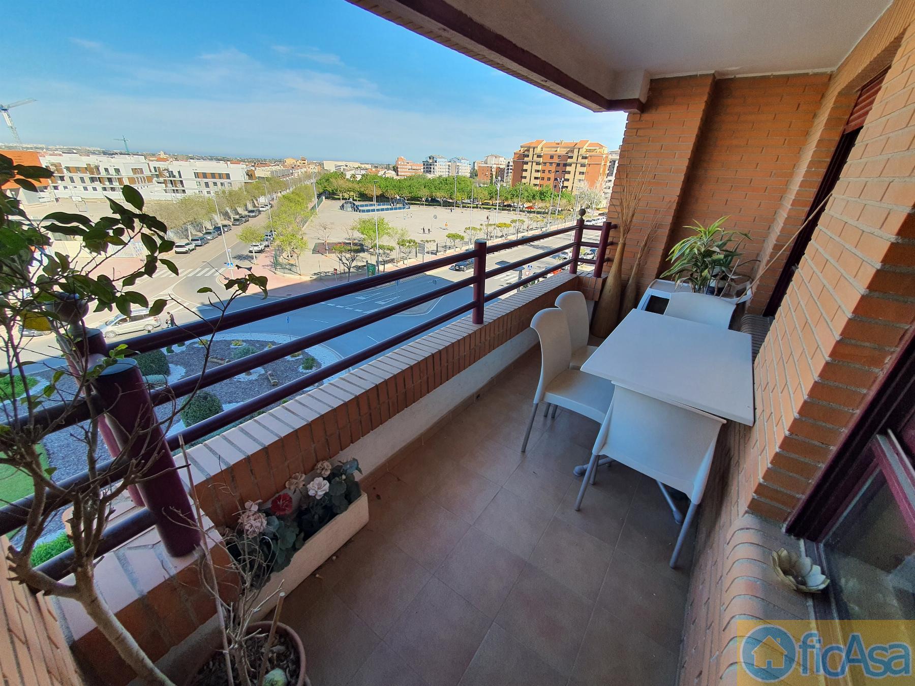 For sale of flat in Castellón
