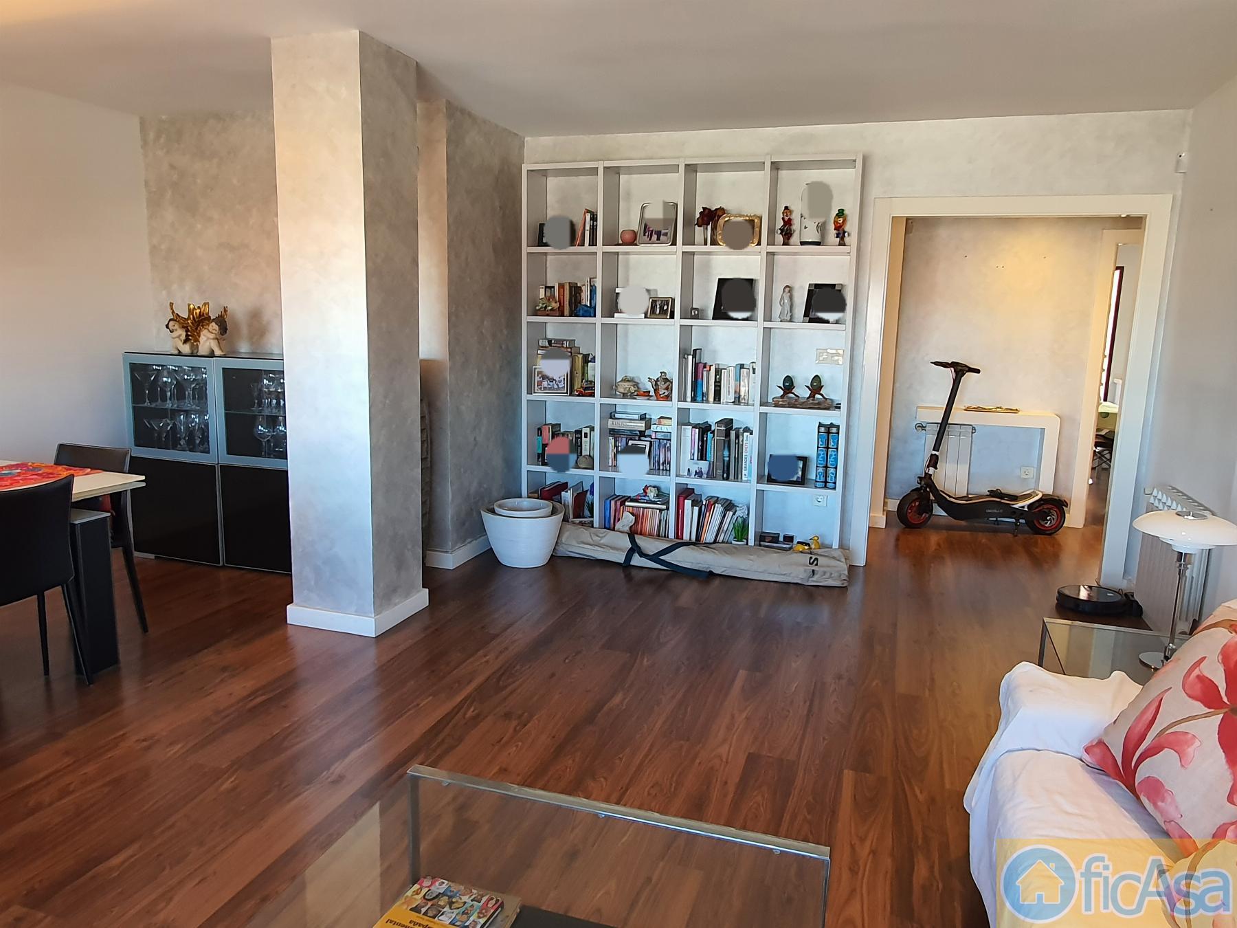 For sale of flat in Castellón