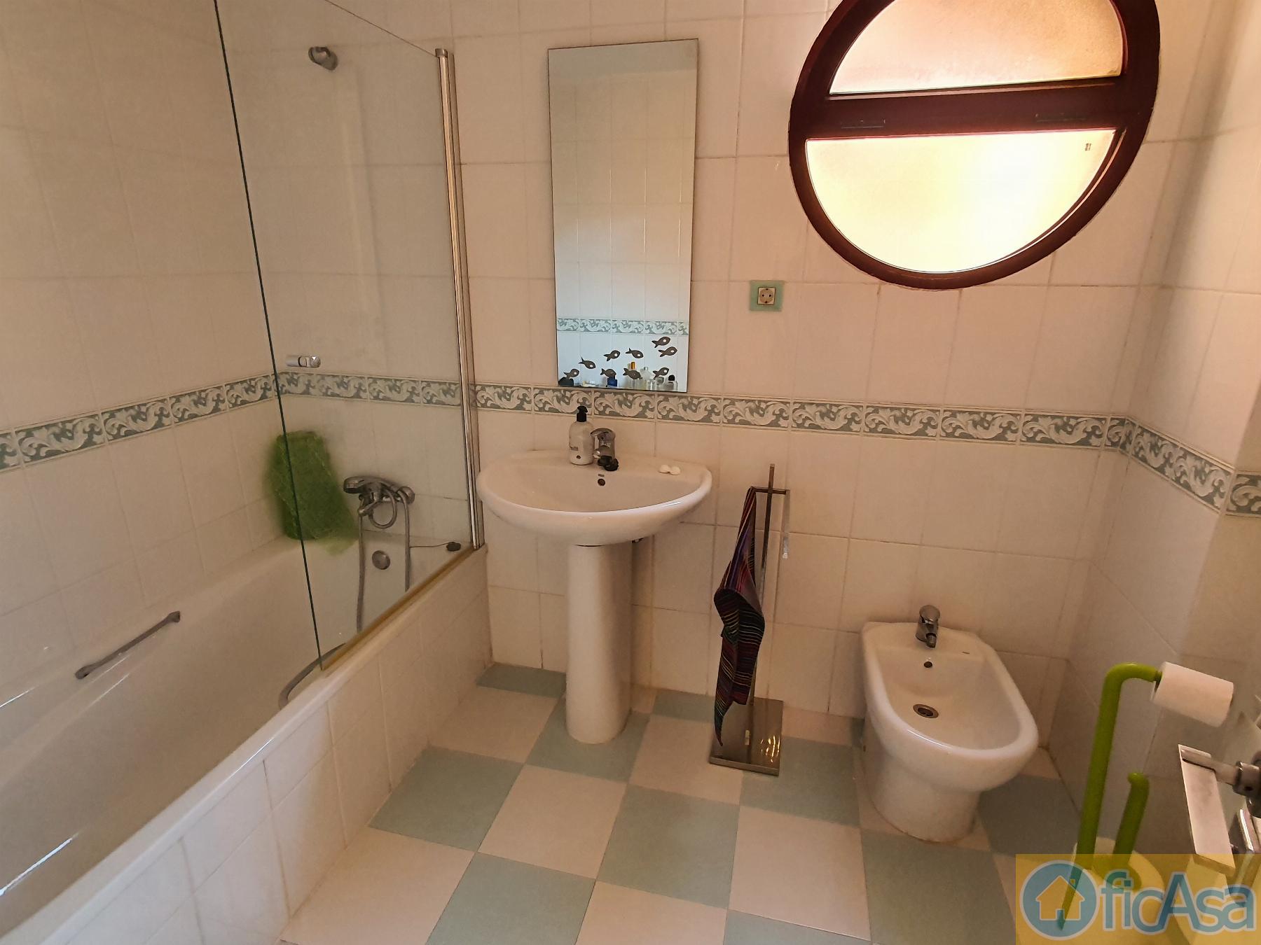 For sale of flat in Castellón