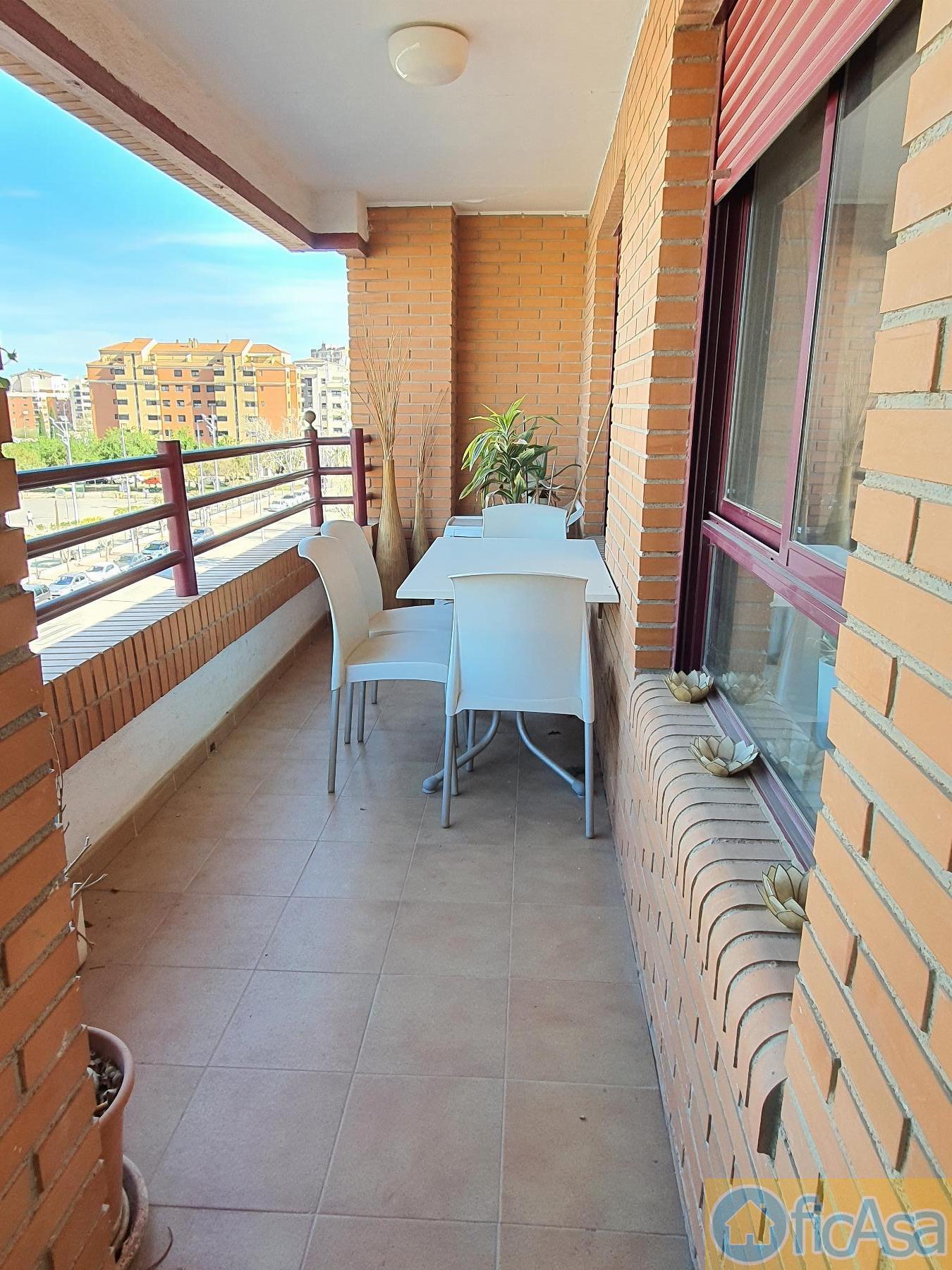 For sale of flat in Castellón