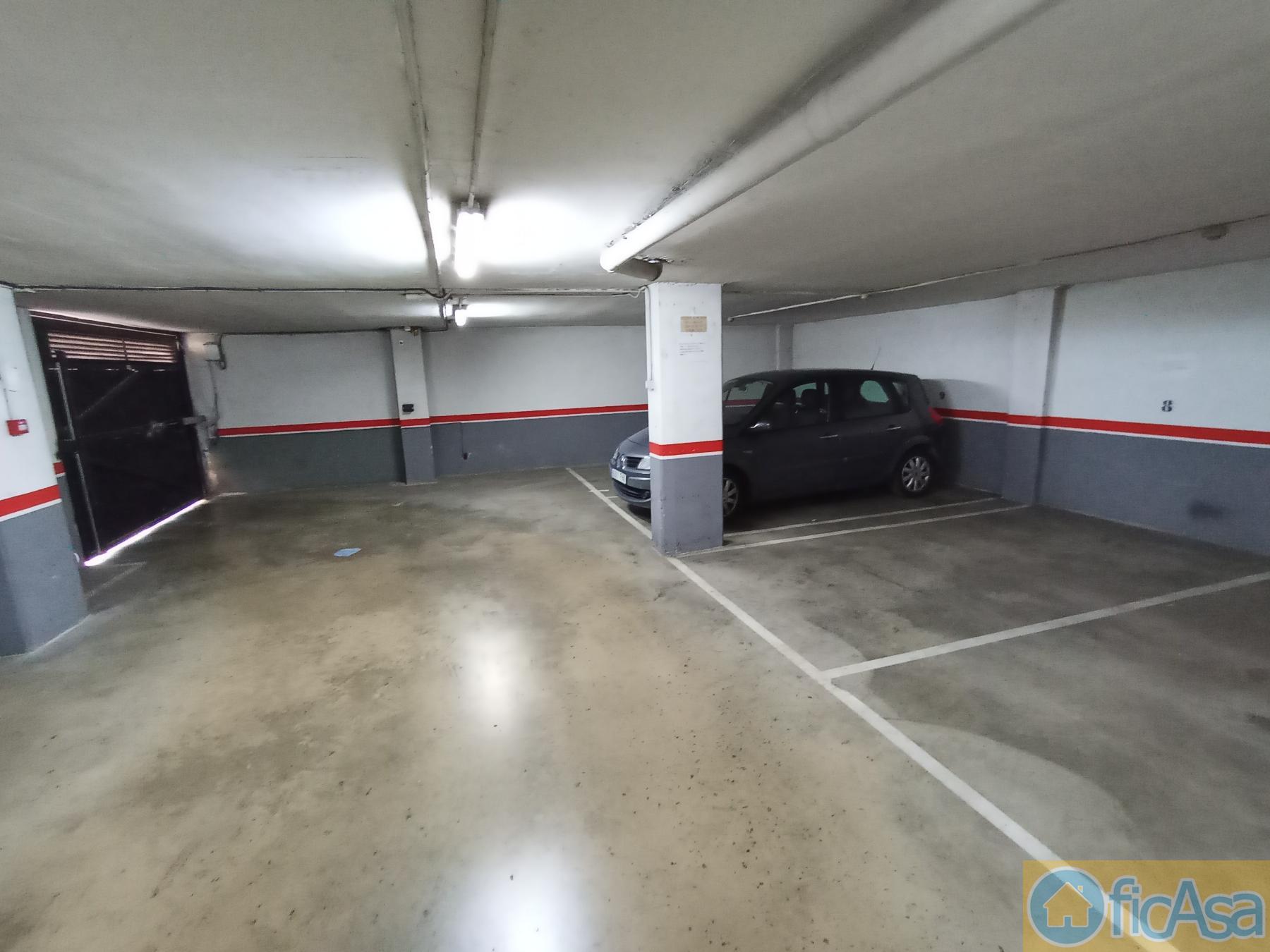For sale of garage in Castellón