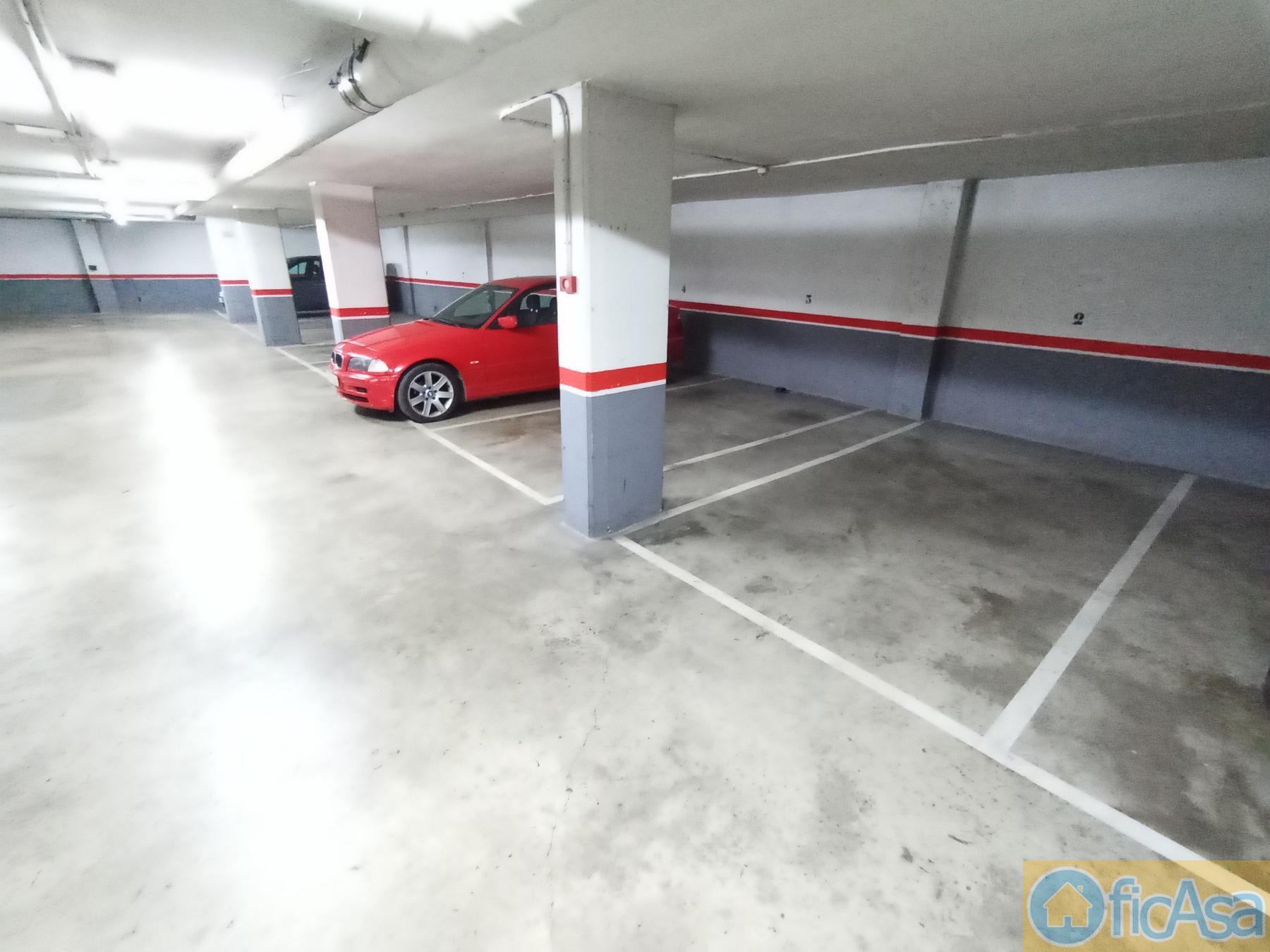 For sale of garage in Castellón