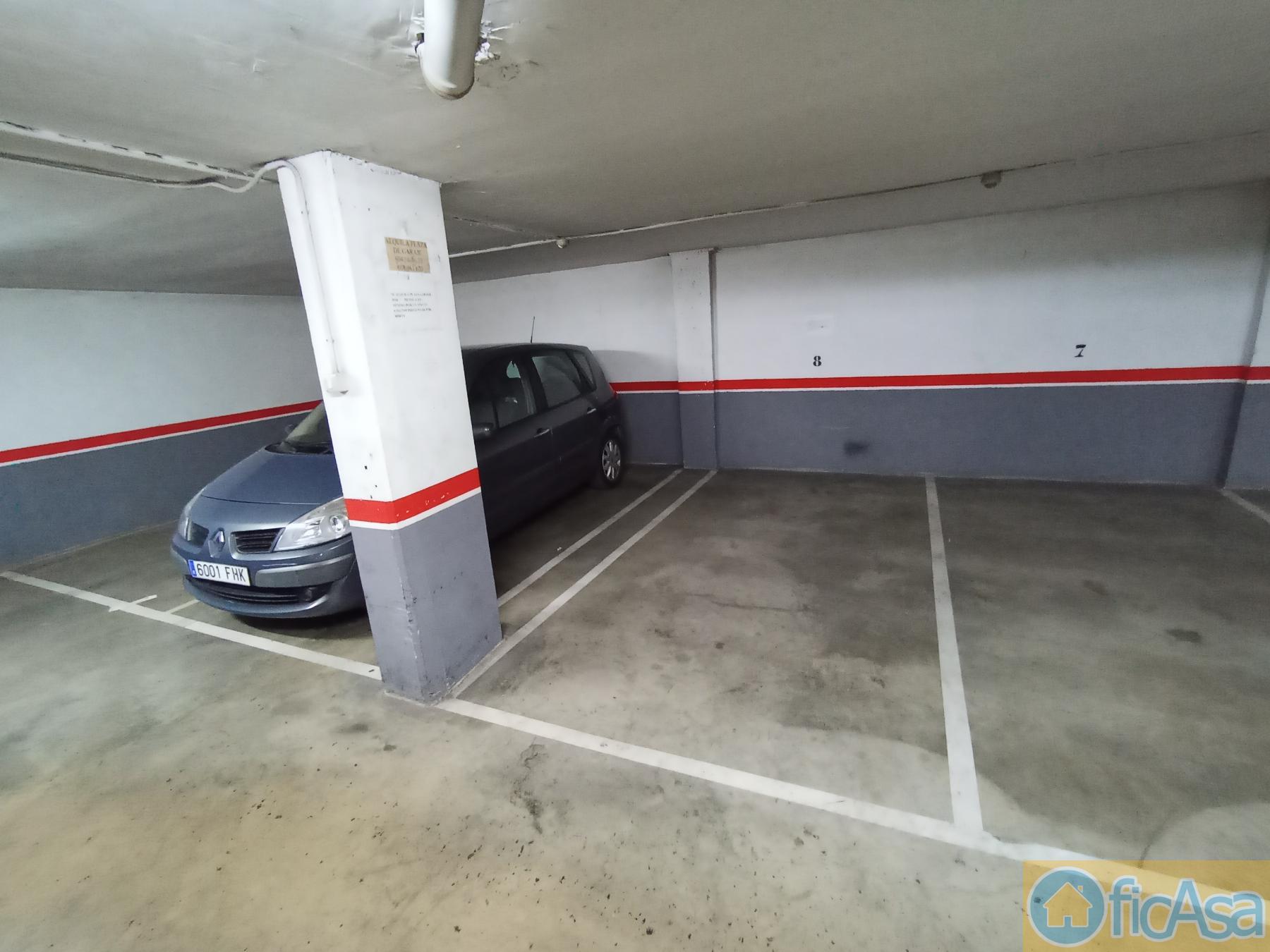 For sale of garage in Castellón