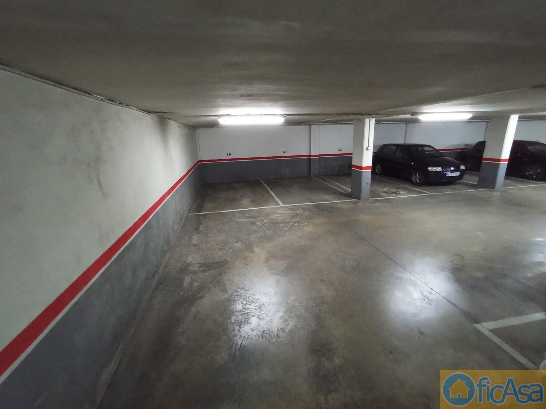 For sale of garage in Castellón
