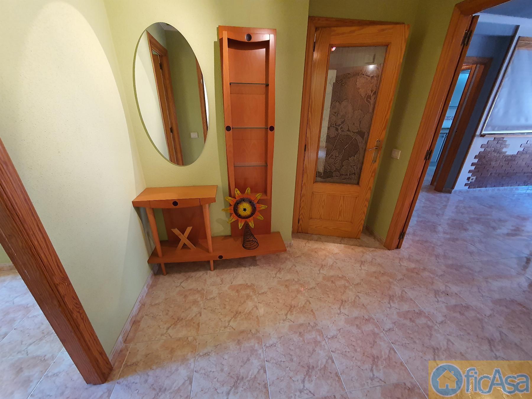 For sale of flat in Castellón