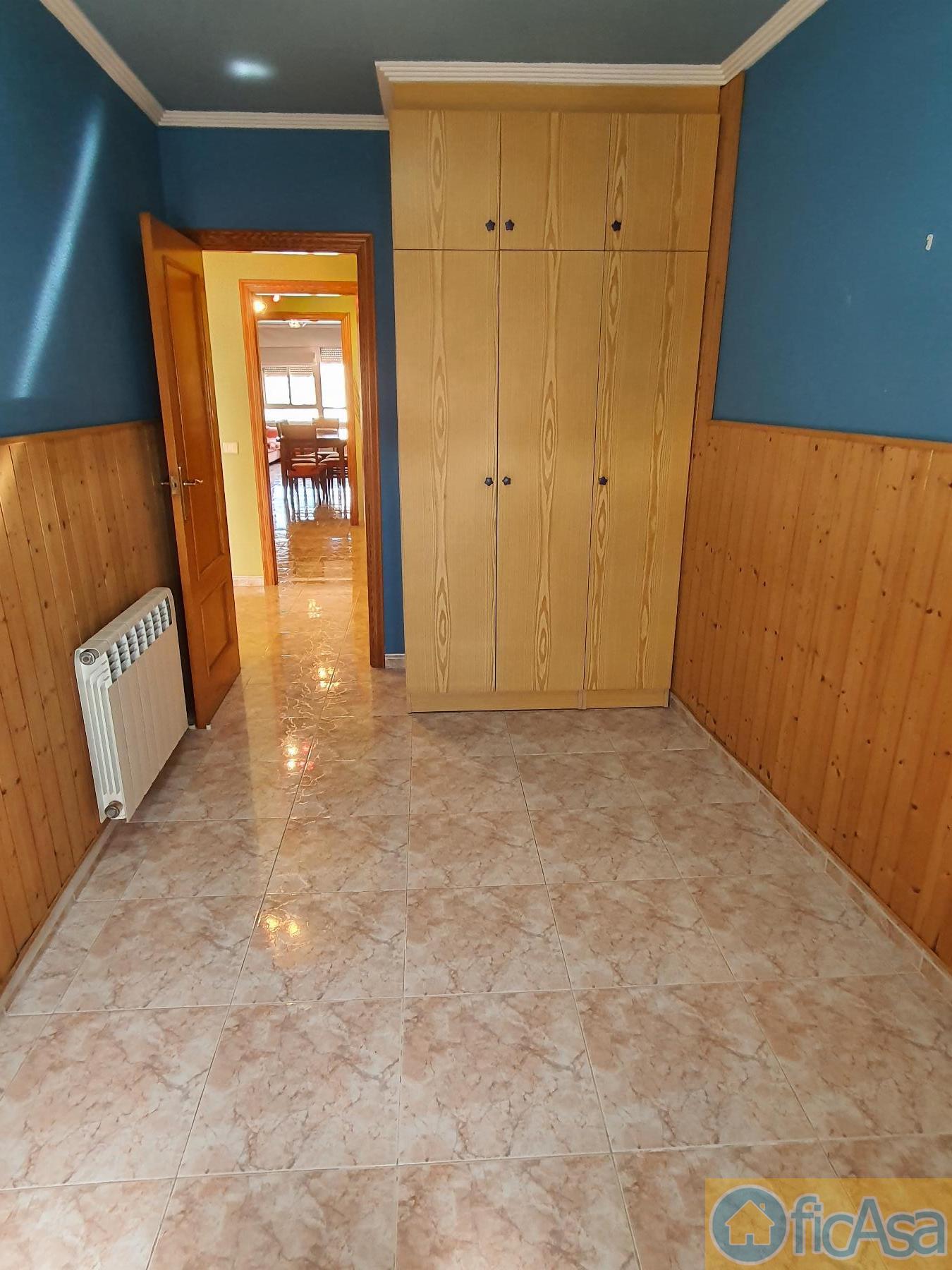 For sale of flat in Castellón