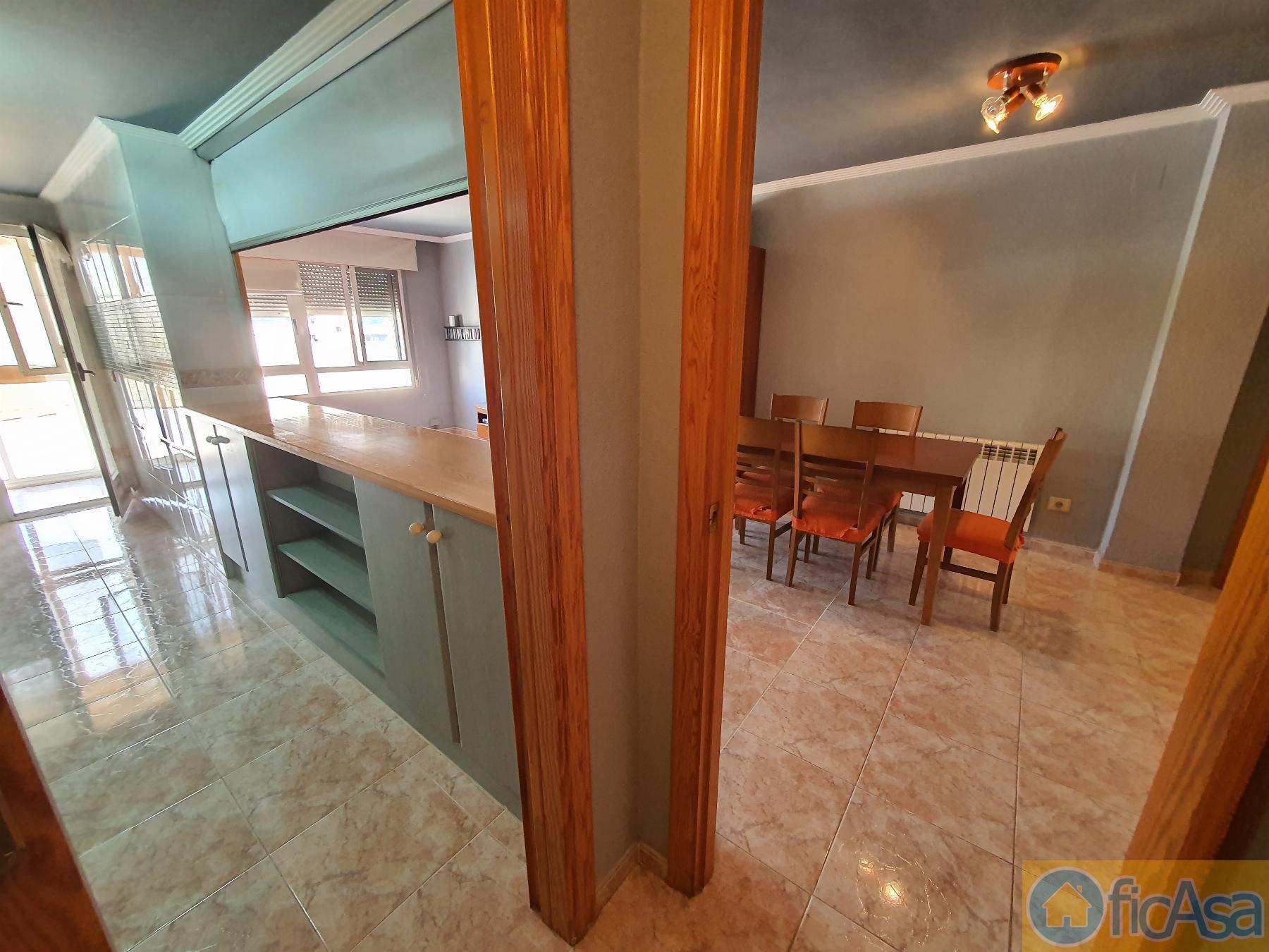 For sale of flat in Castellón