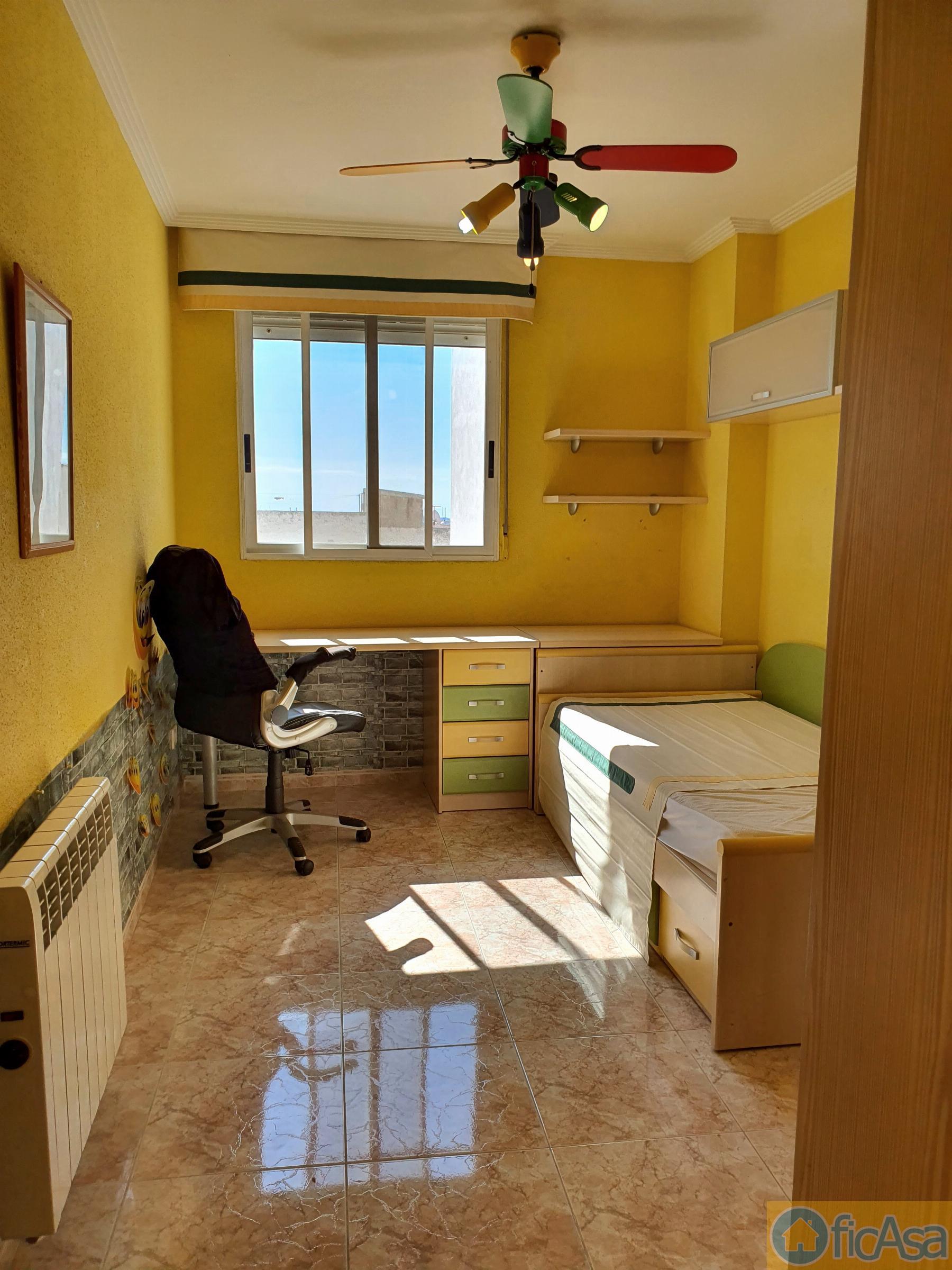 For sale of flat in Castellón