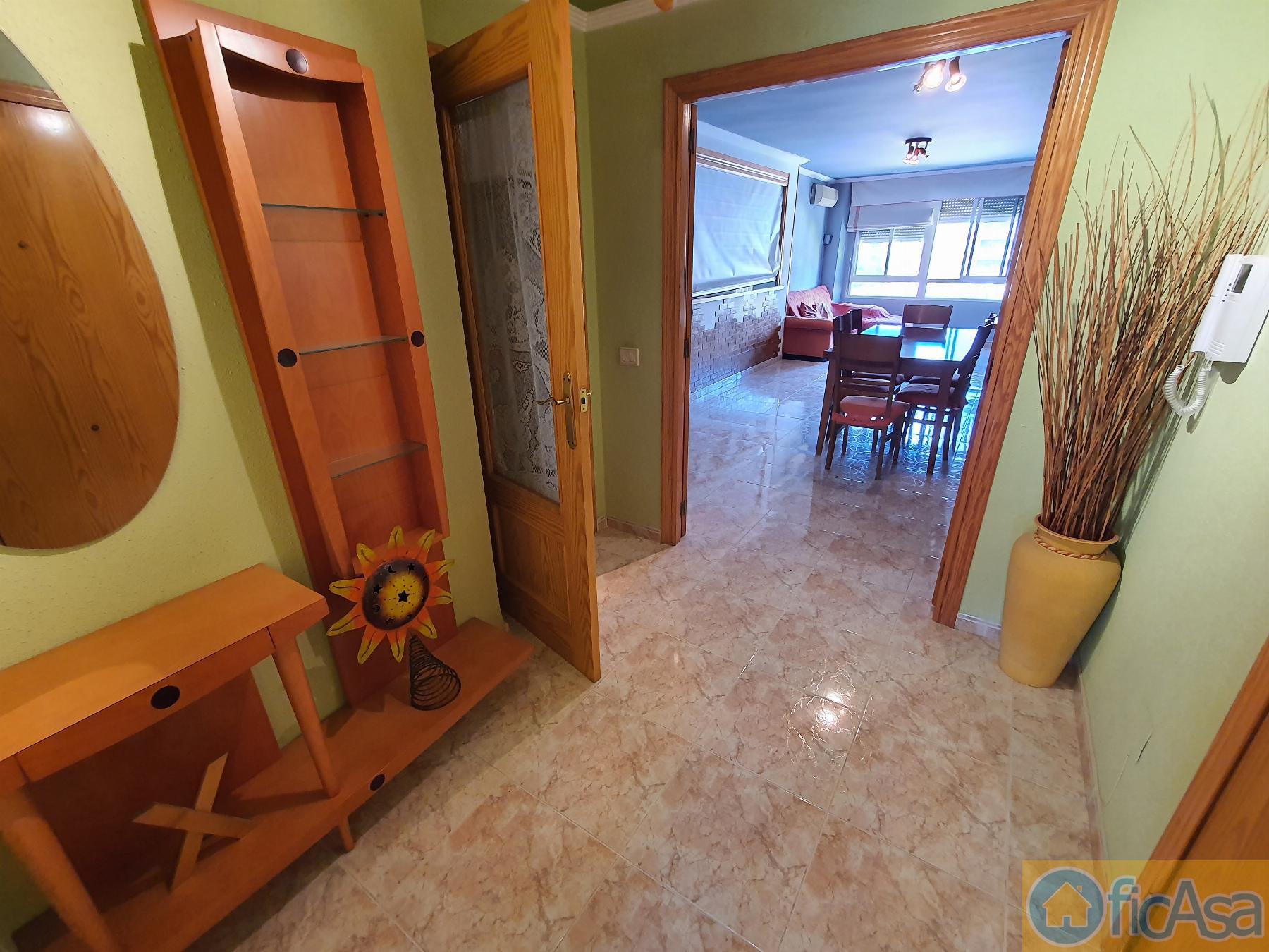 For sale of flat in Castellón