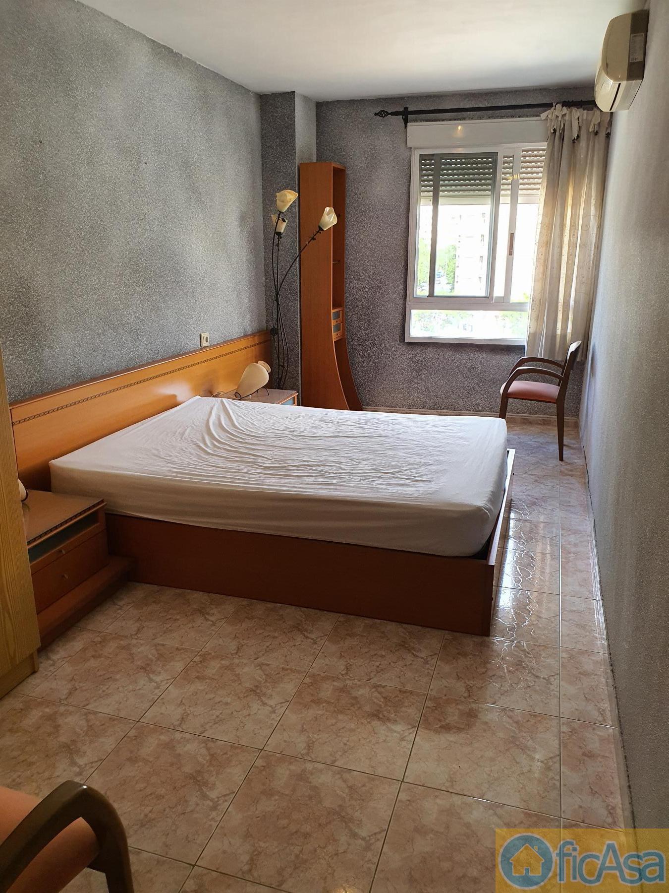 For sale of flat in Castellón