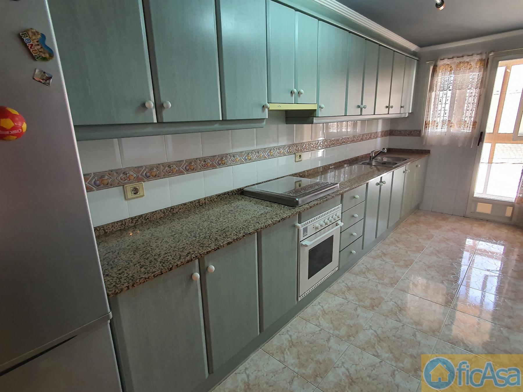 For sale of flat in Castellón