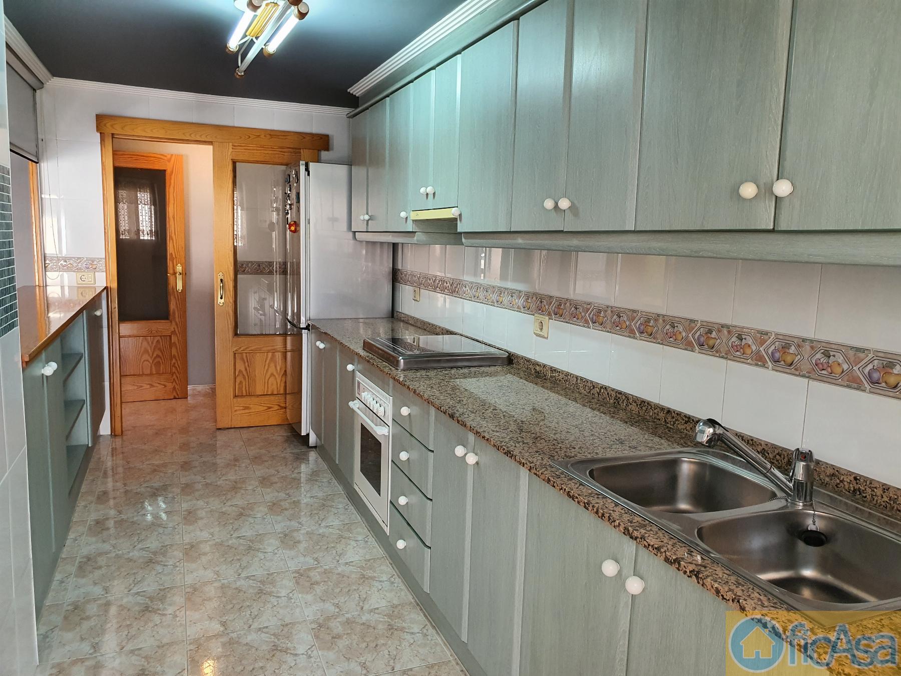 For sale of flat in Castellón