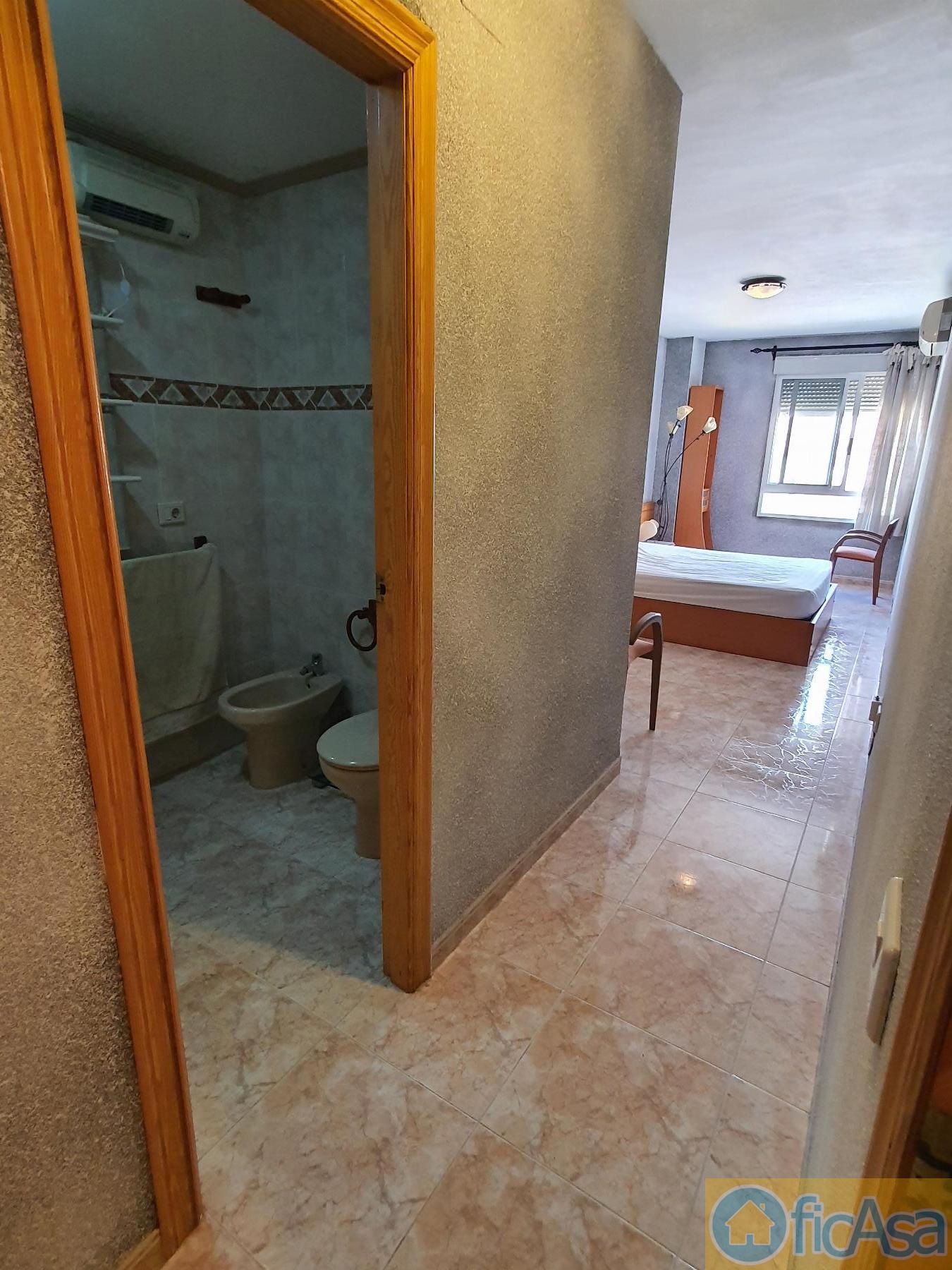 For sale of flat in Castellón