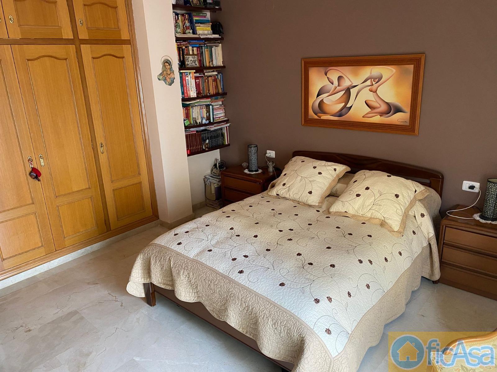 For sale of penthouse in Castellón