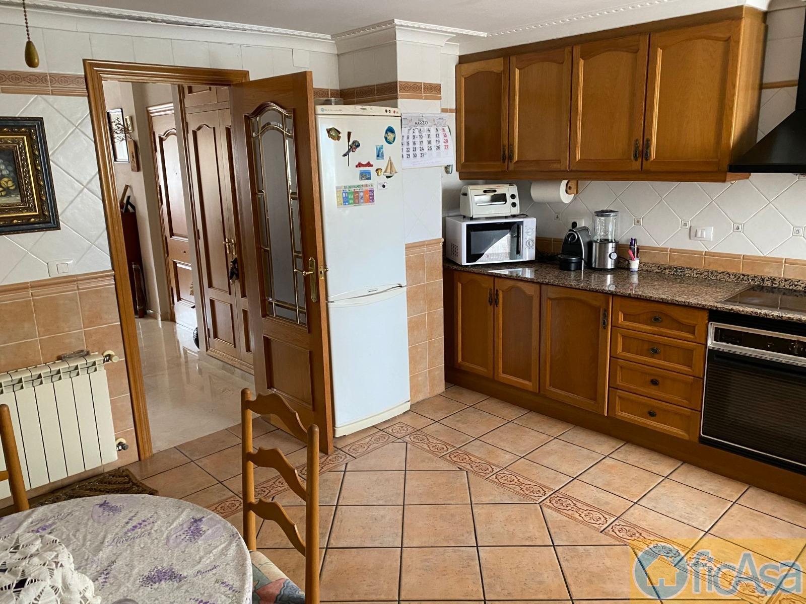 For sale of penthouse in Castellón