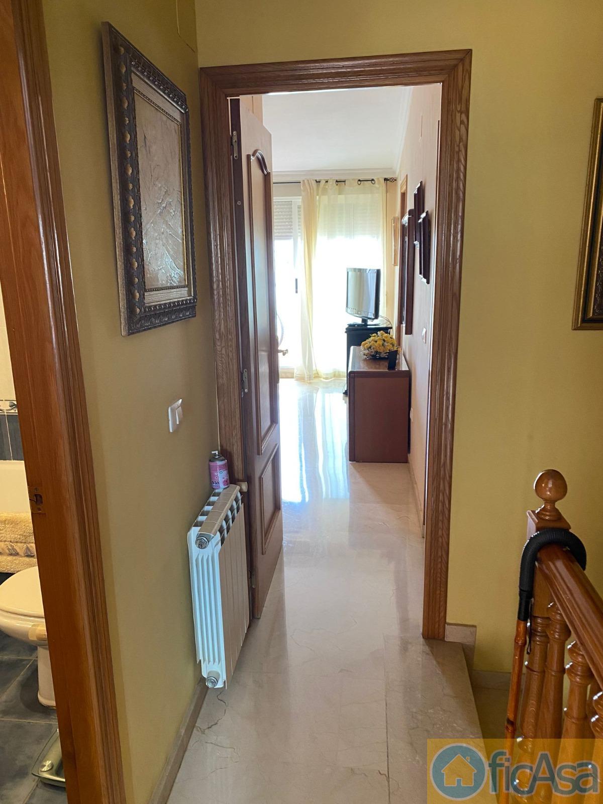 For sale of penthouse in Castellón