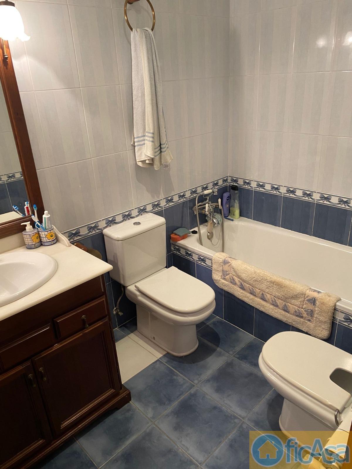 For sale of penthouse in Castellón