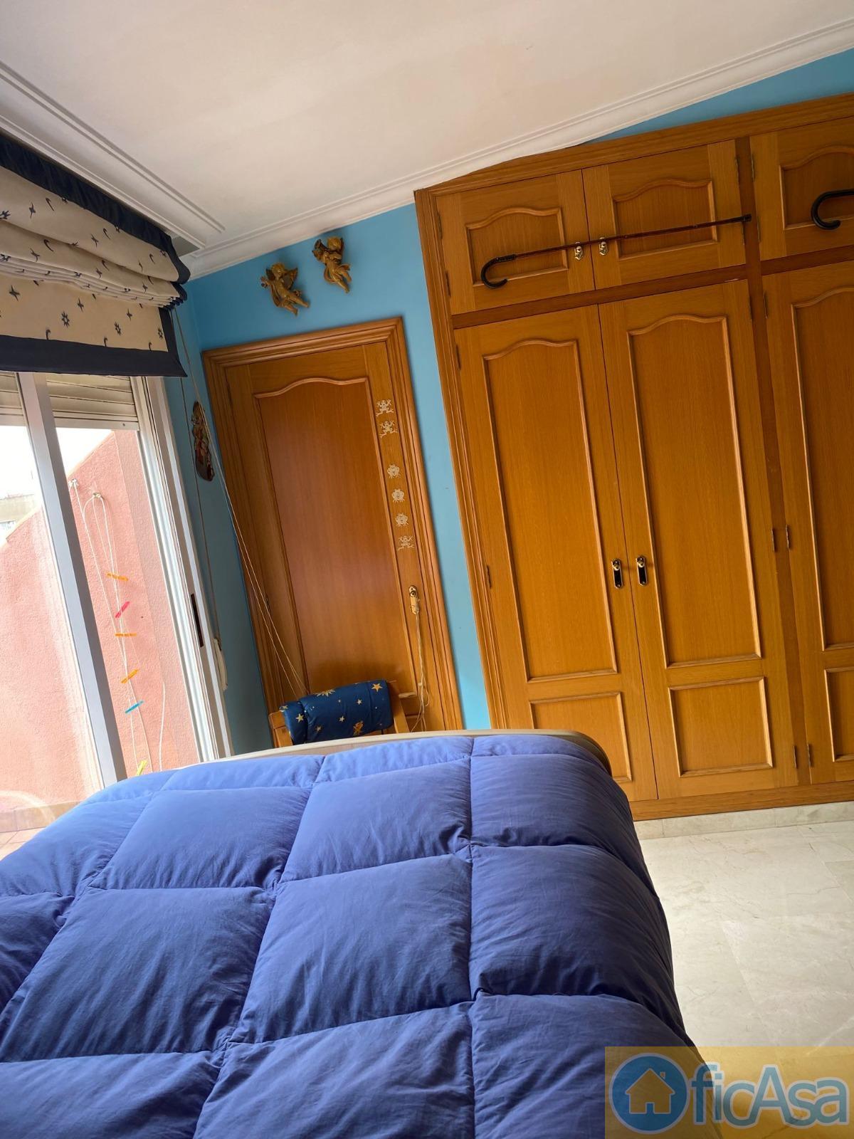 For sale of penthouse in Castellón