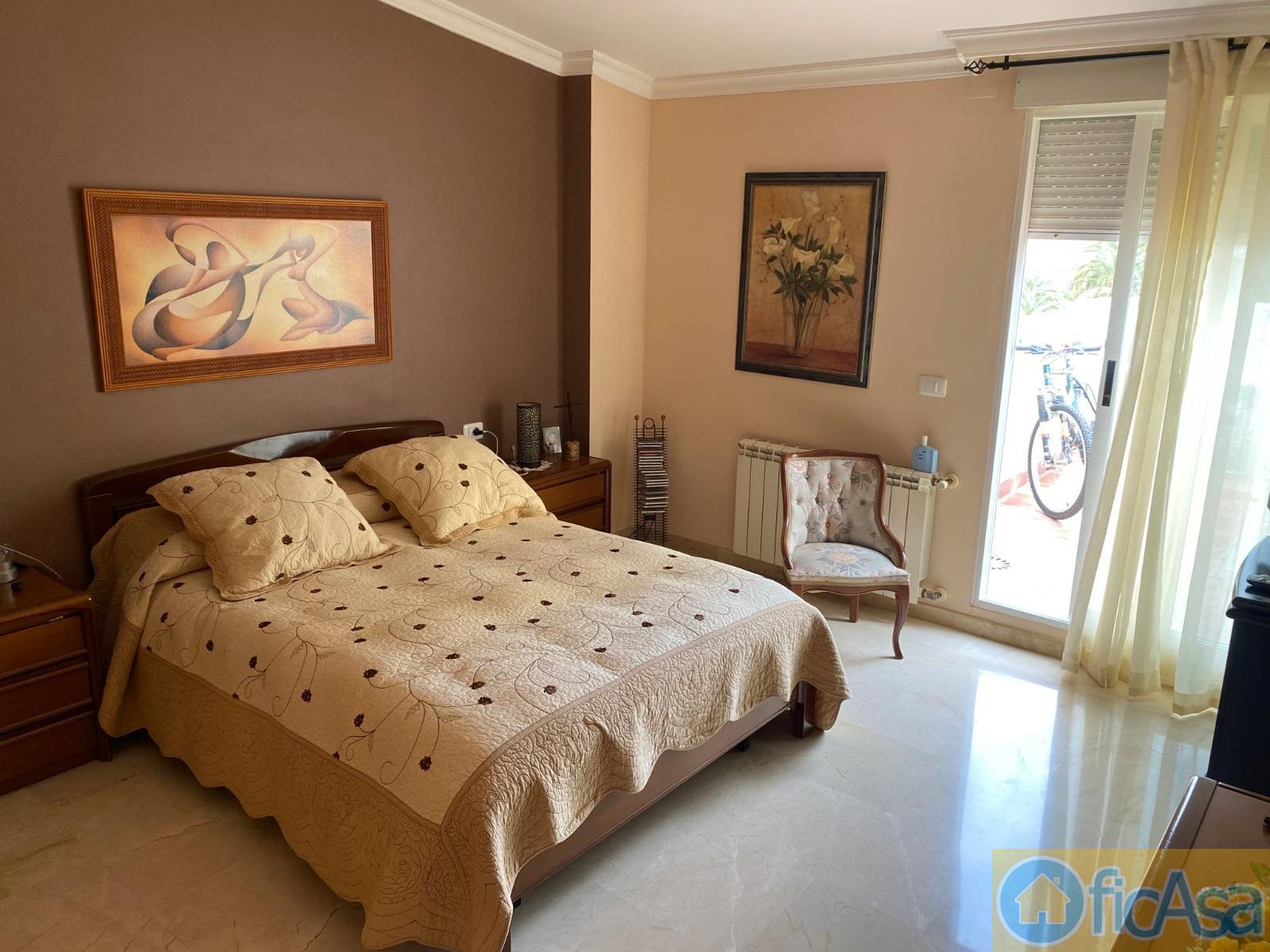 For sale of penthouse in Castellón