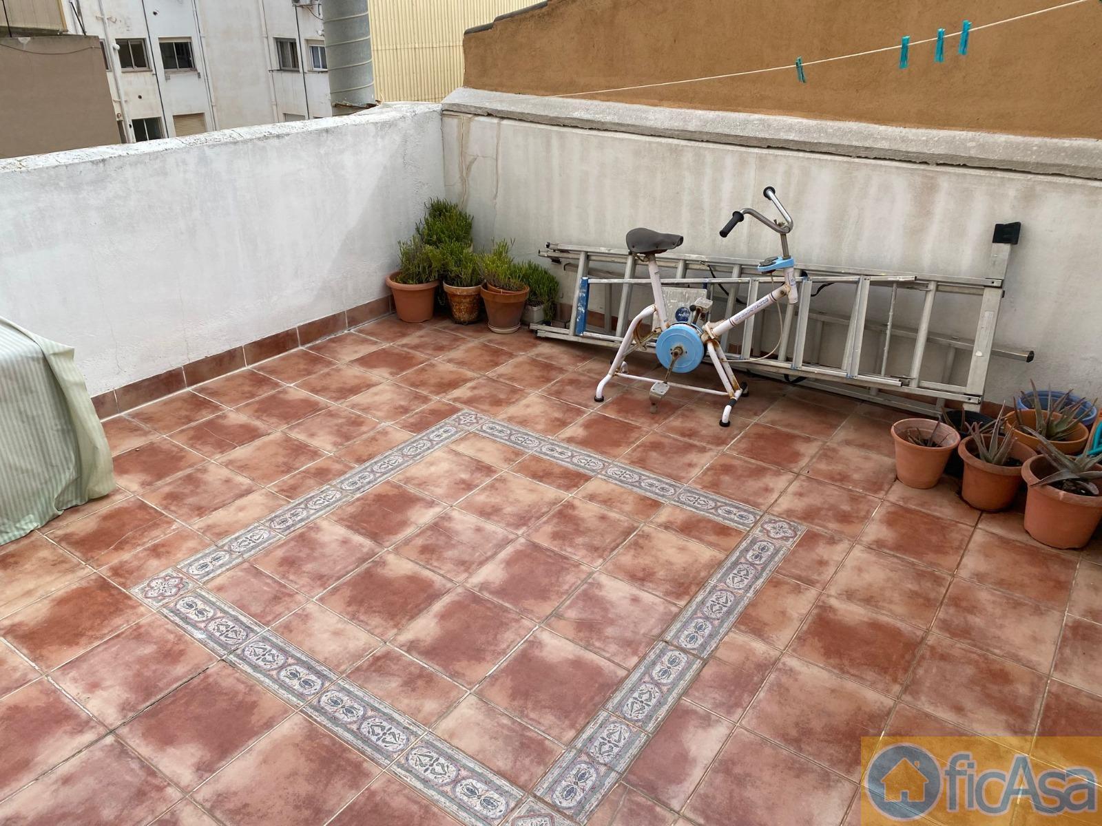 For sale of penthouse in Castellón