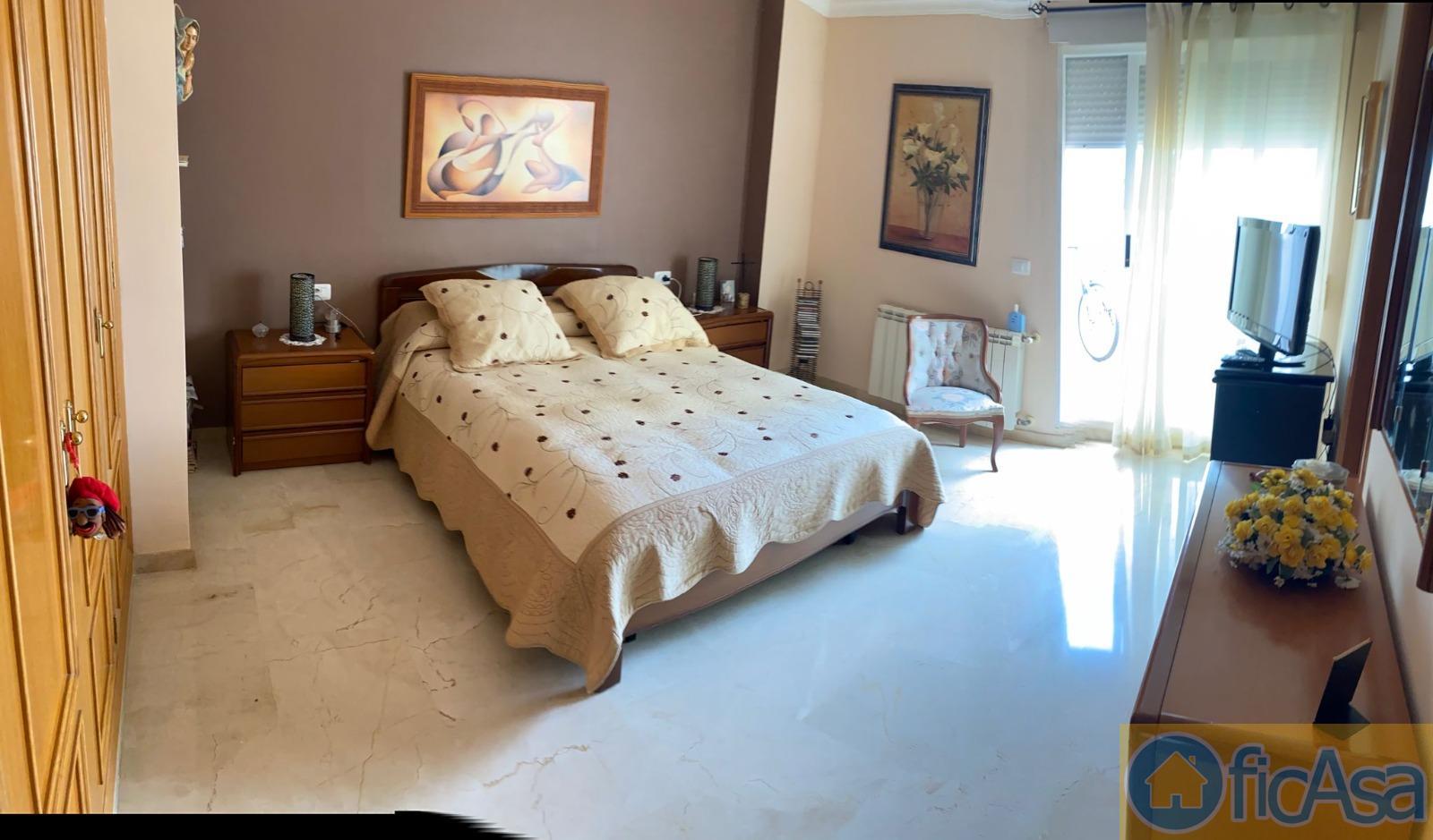 For sale of penthouse in Castellón