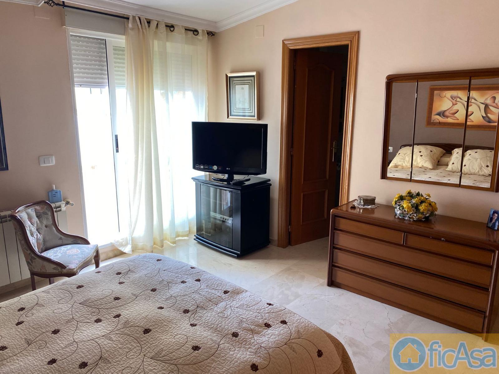 For sale of penthouse in Castellón