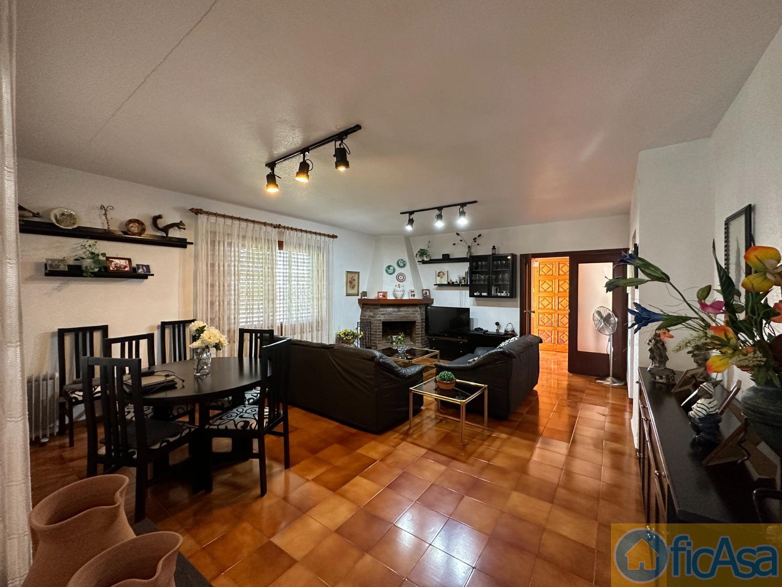 For sale of house in Benicasim