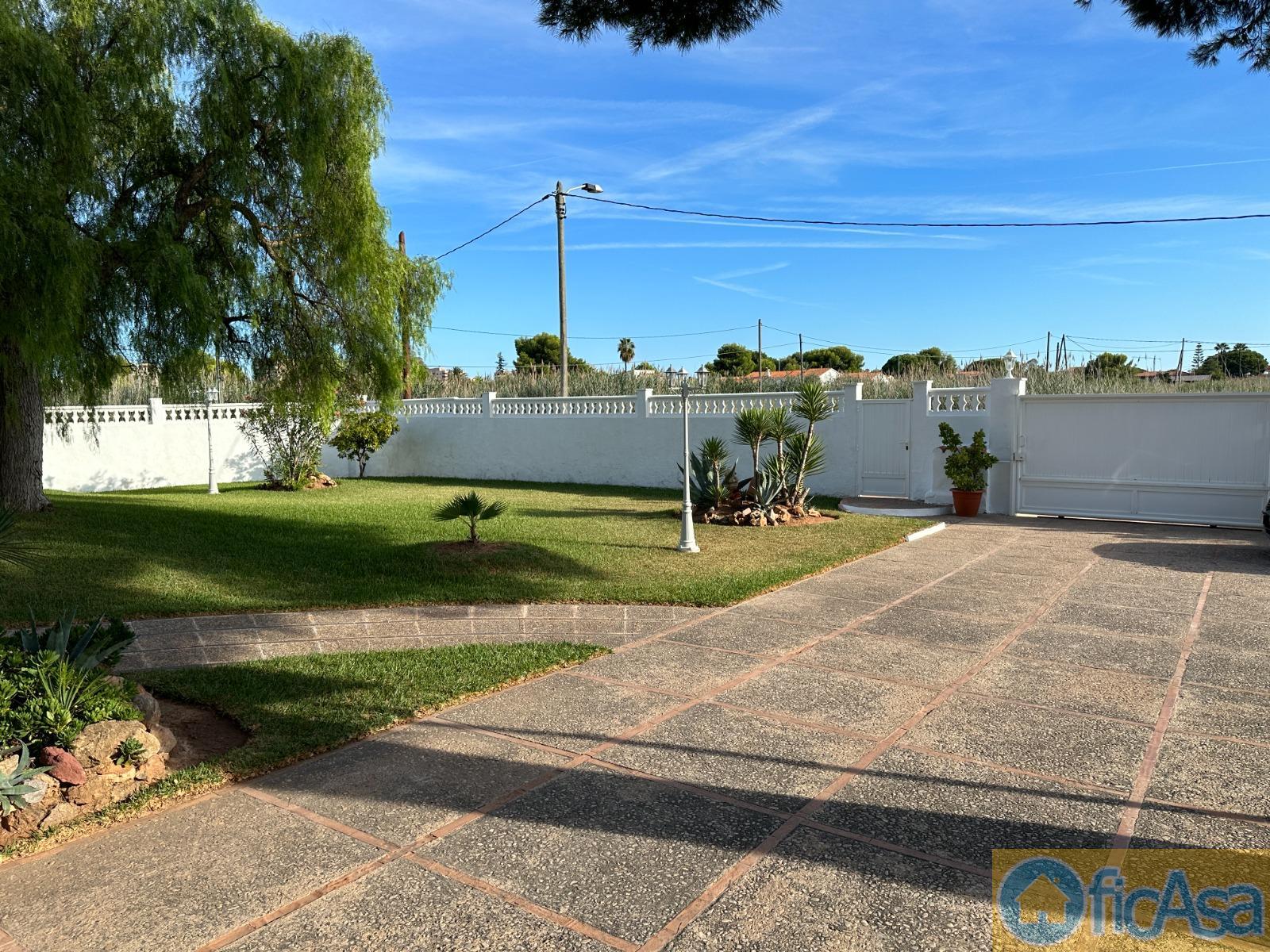 For sale of house in Benicasim