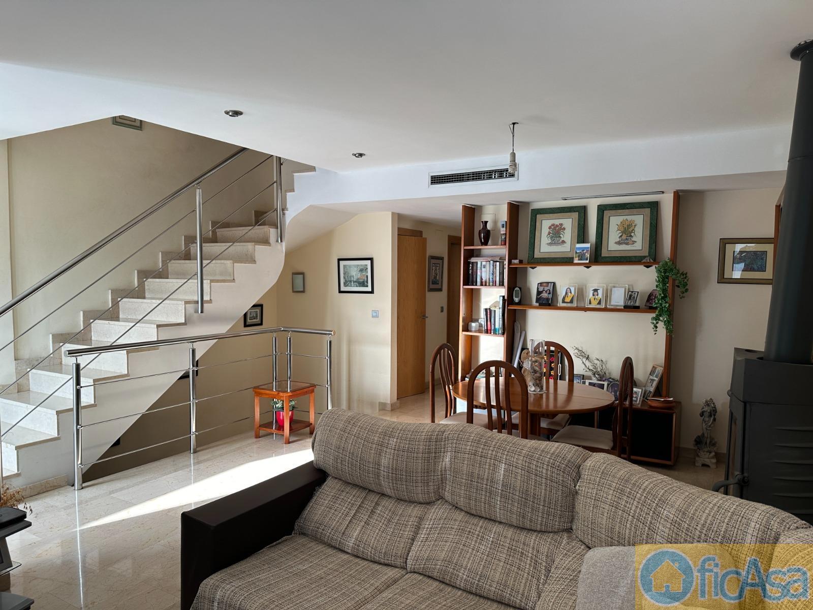 For sale of house in Castellón