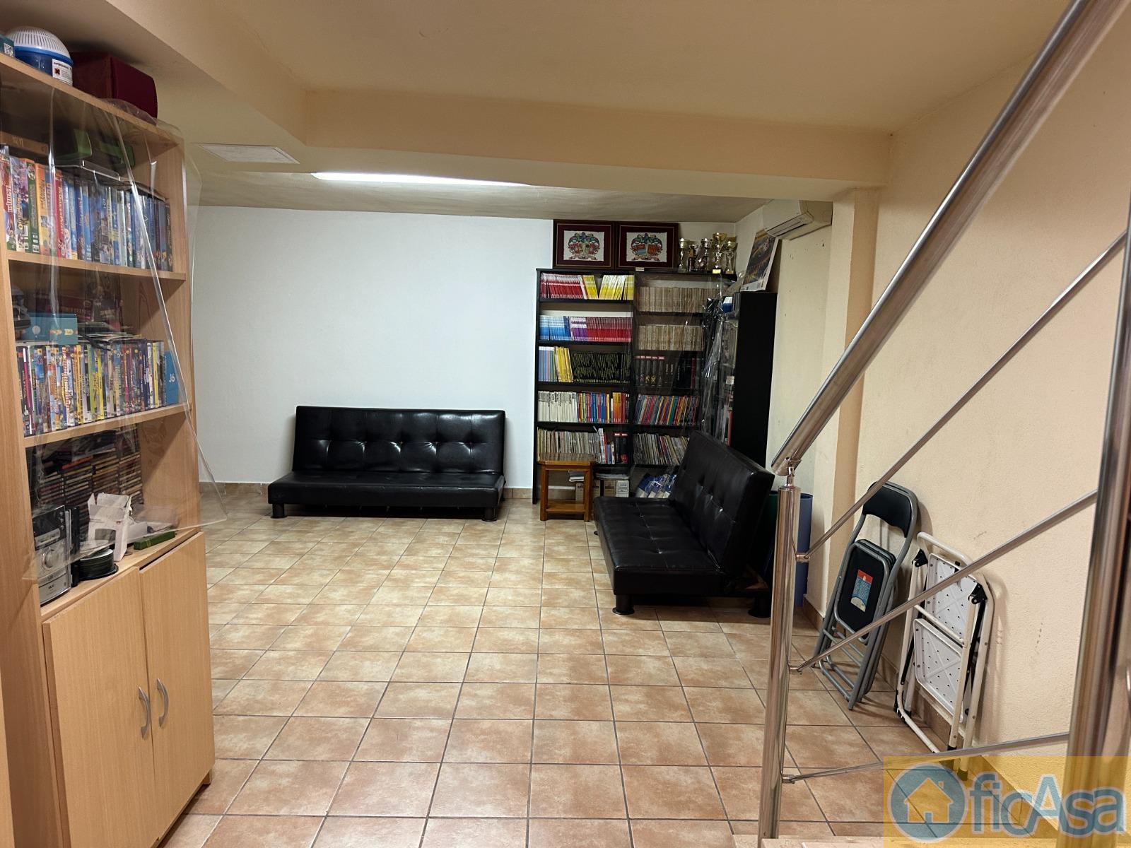 For sale of house in Castellón