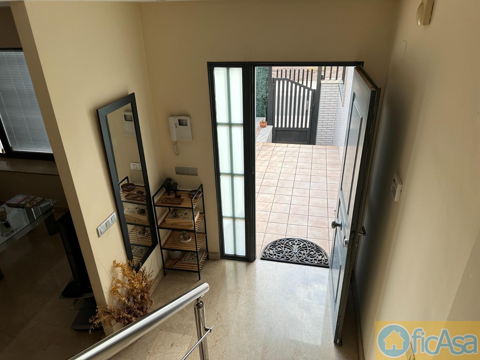 For sale of house in Castellón