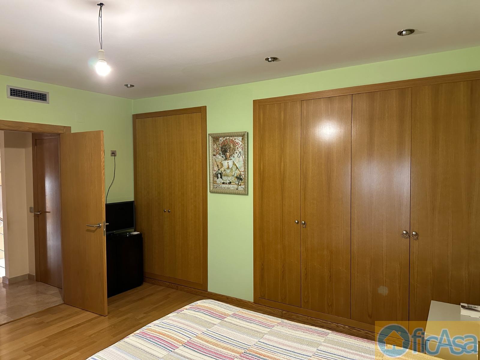 For sale of house in Castellón