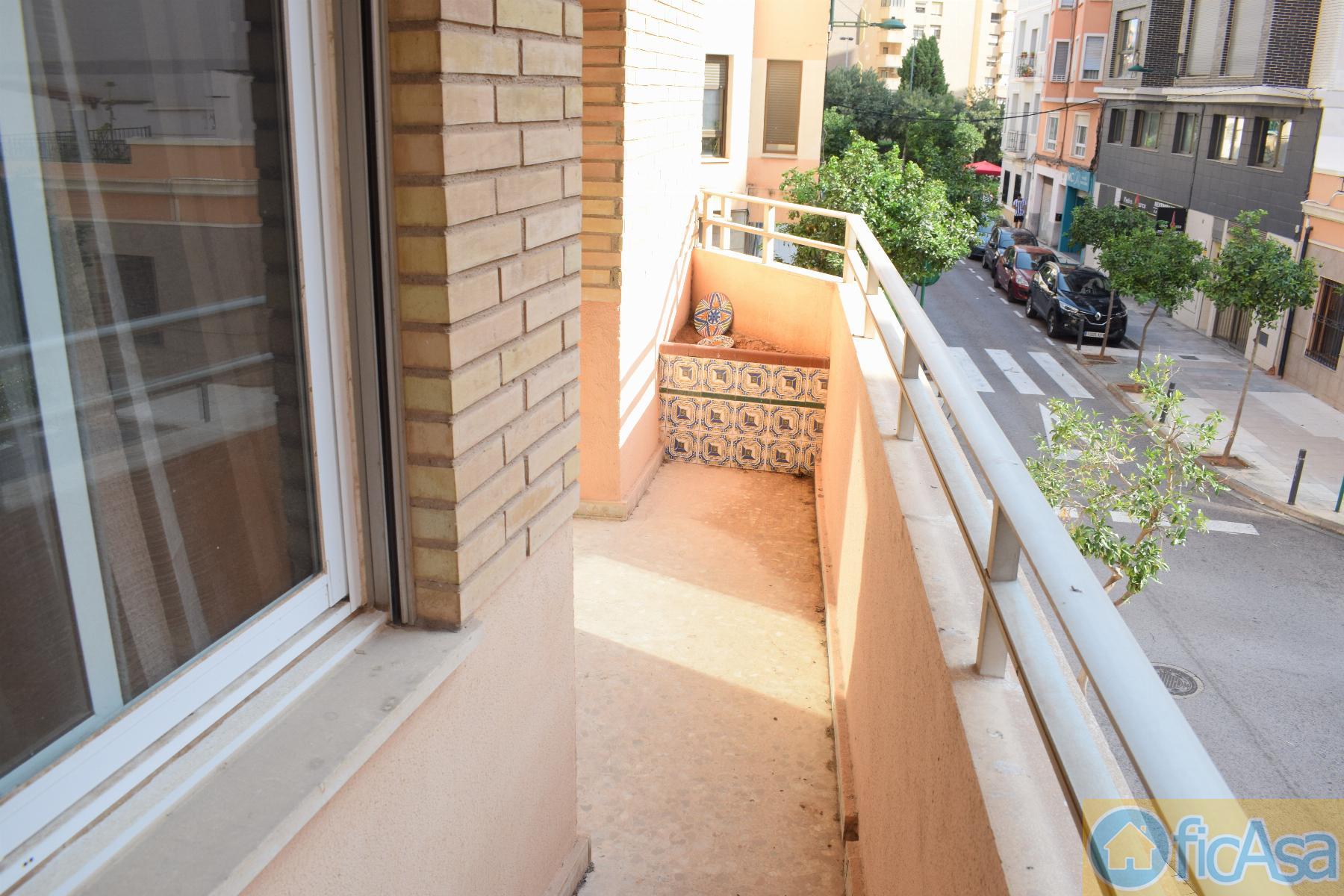 For sale of flat in Castellón