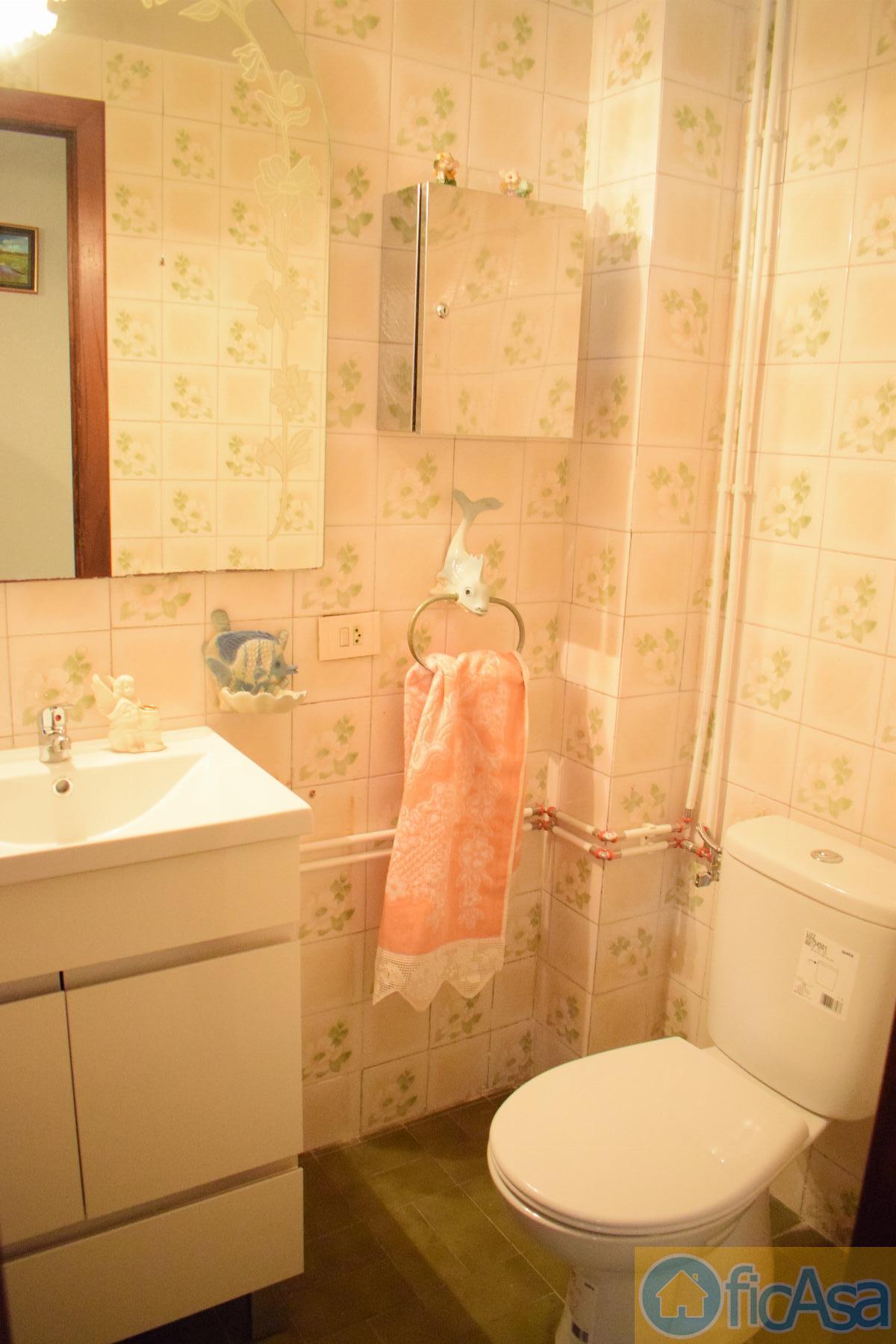 For sale of flat in Castellón