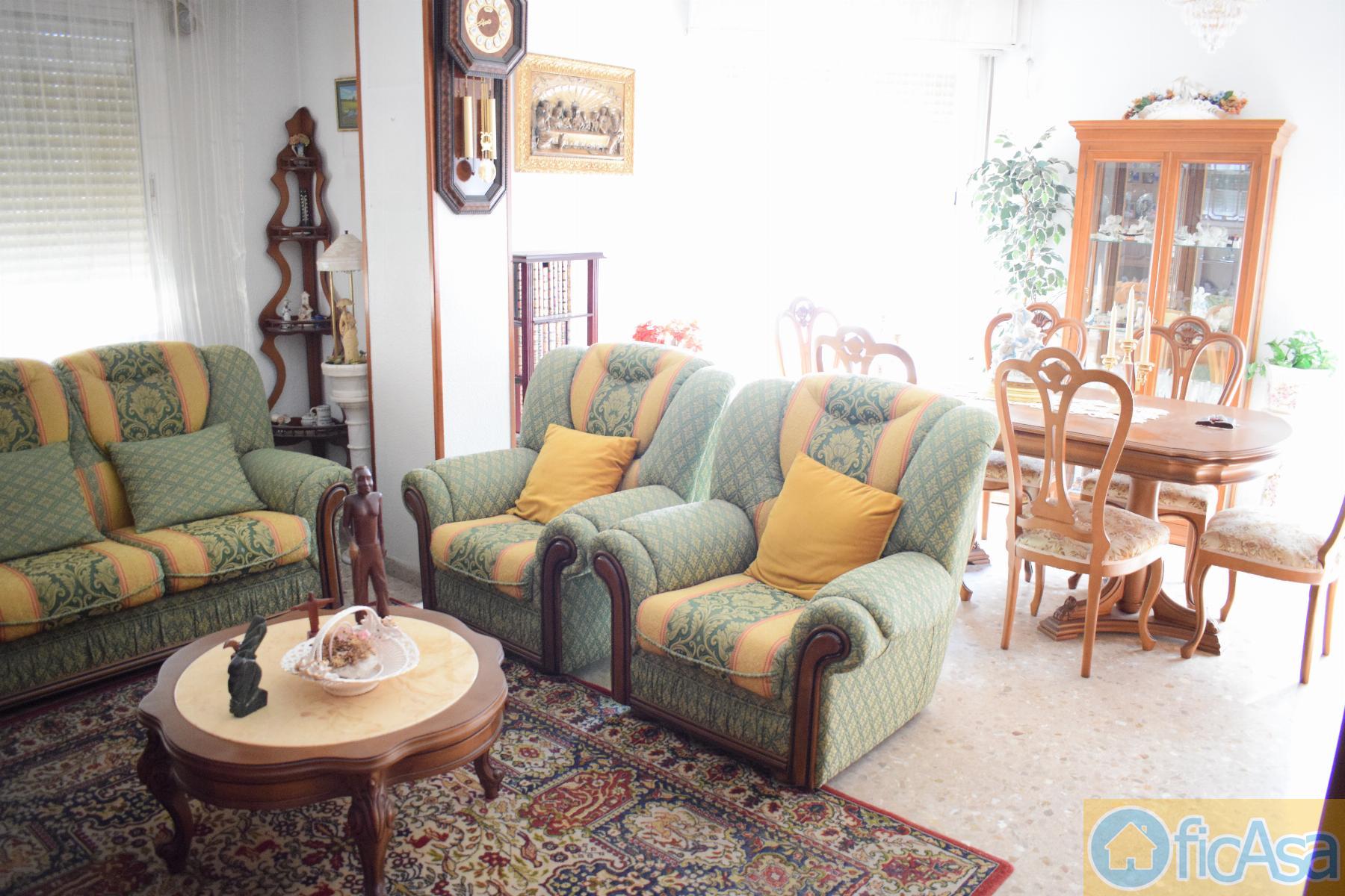 For sale of flat in Castellón