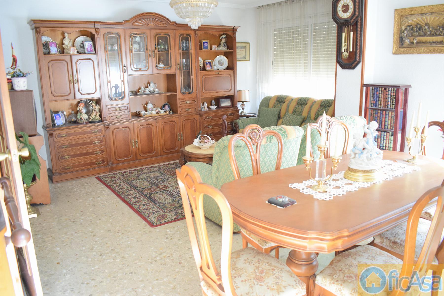 For sale of flat in Castellón